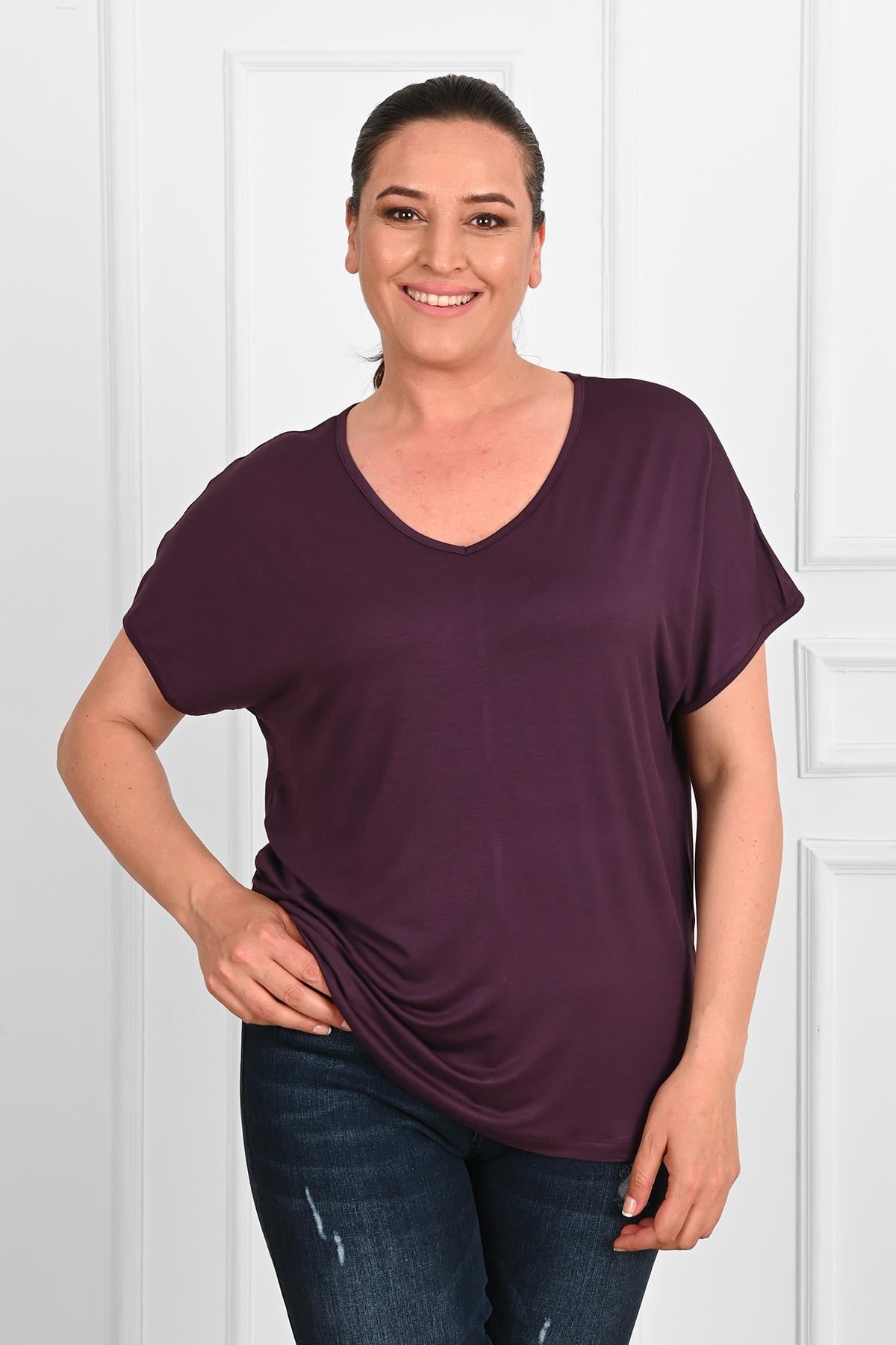 Kadın V Yaka Büyük Beden T-shirt 1486-23