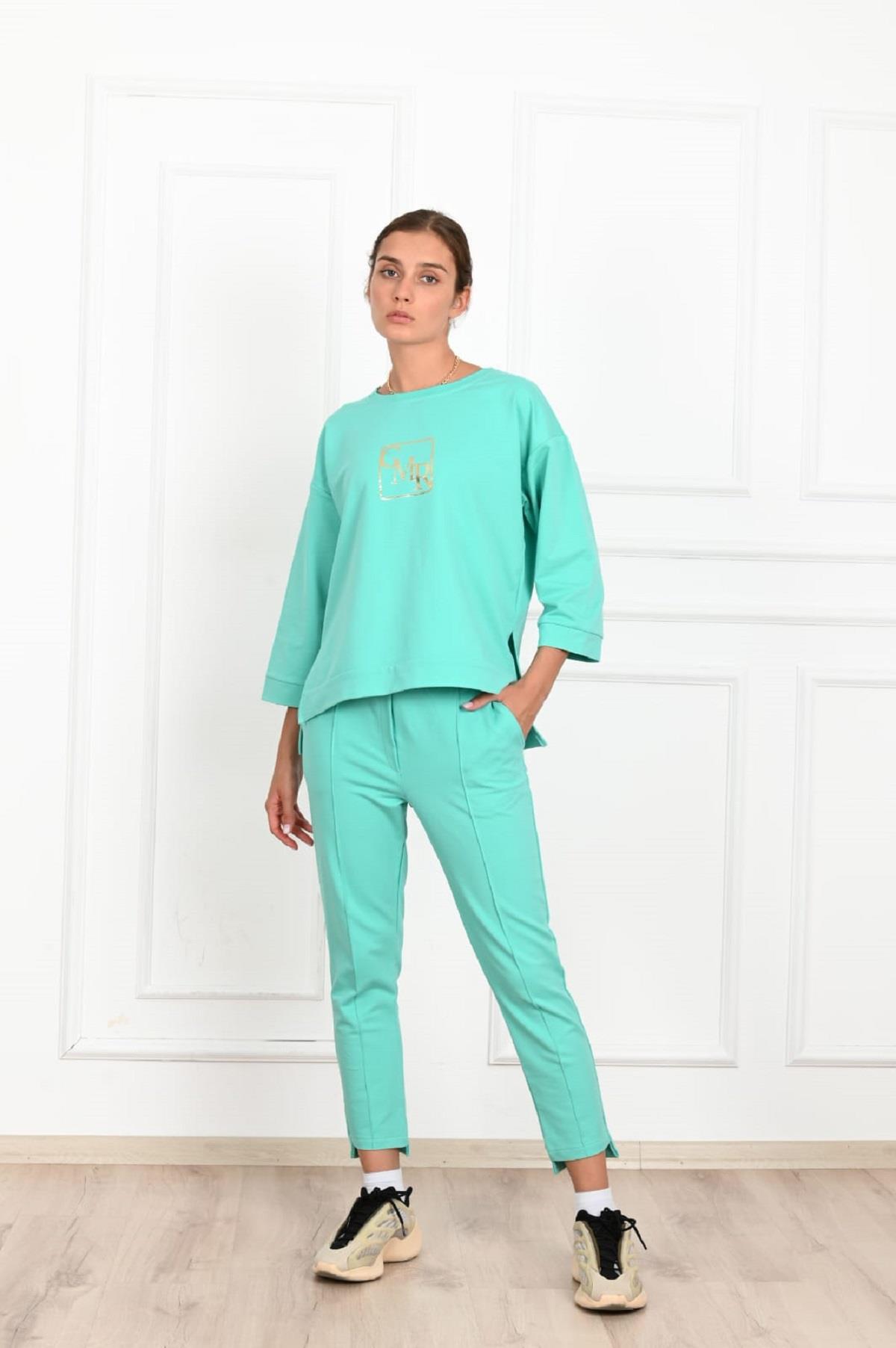 Kadın Yaldız Baskılı Yırtmaç Detaylı Eşofman Takımı  3426-23