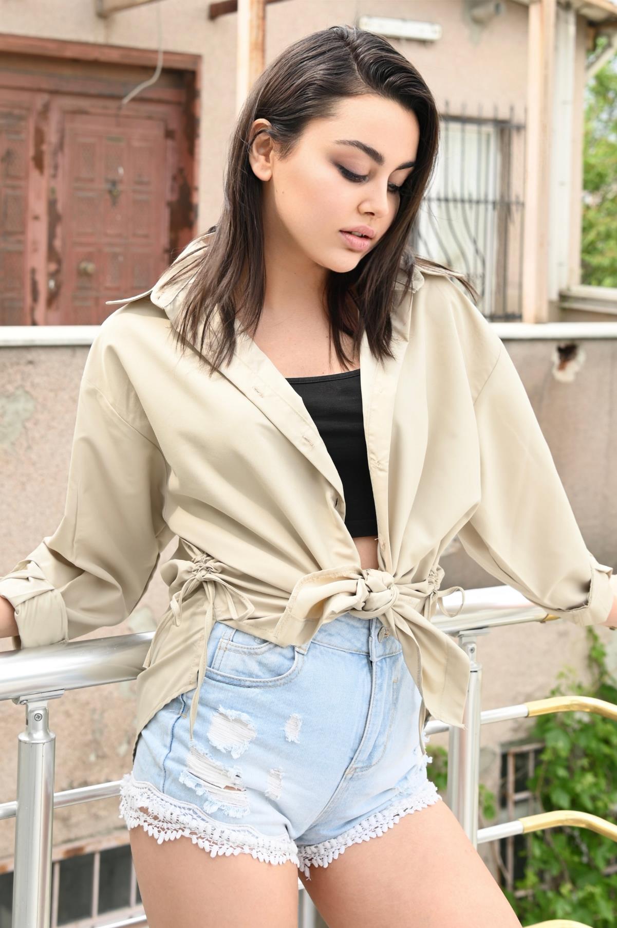 Kadın Yan Büzgülü Gömlek 1212-22