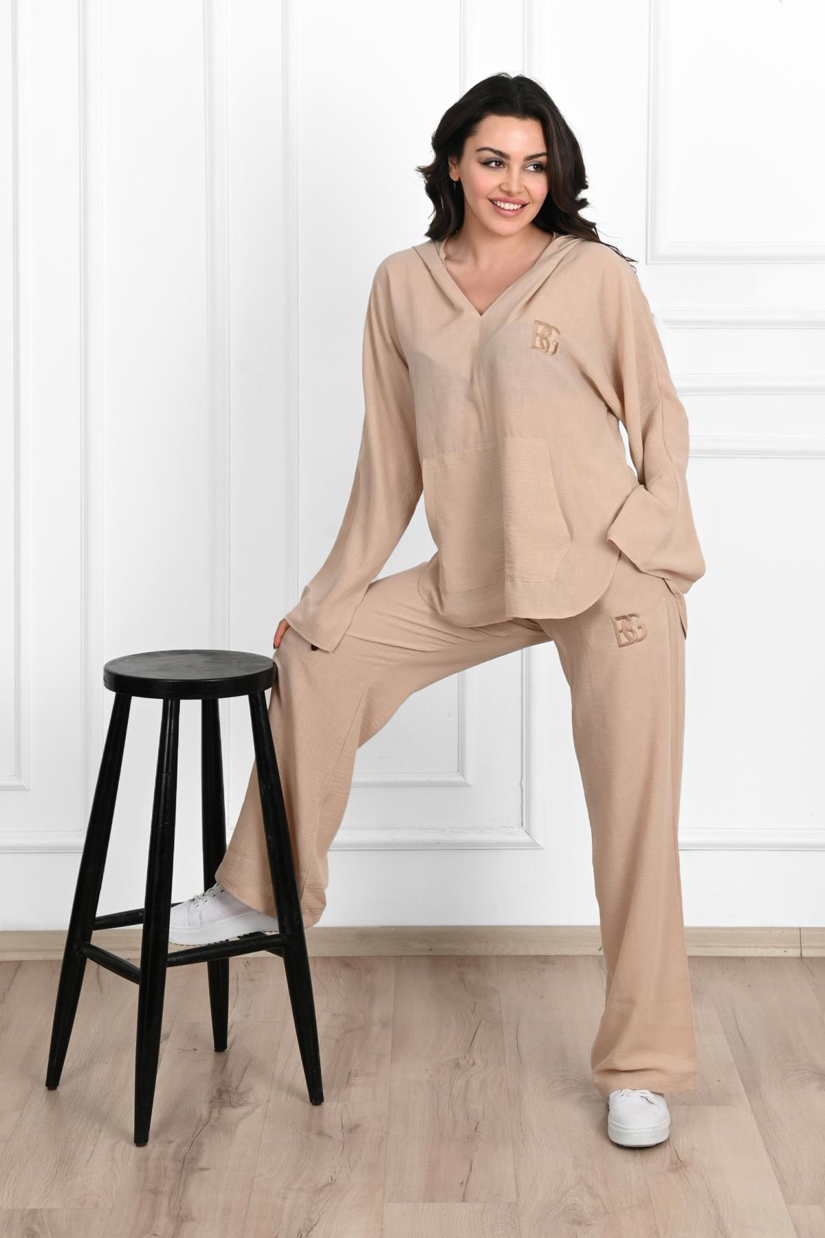 Kadın Yazı Baskılı V Yaka Oversize Eşofman Takımı 3795-23