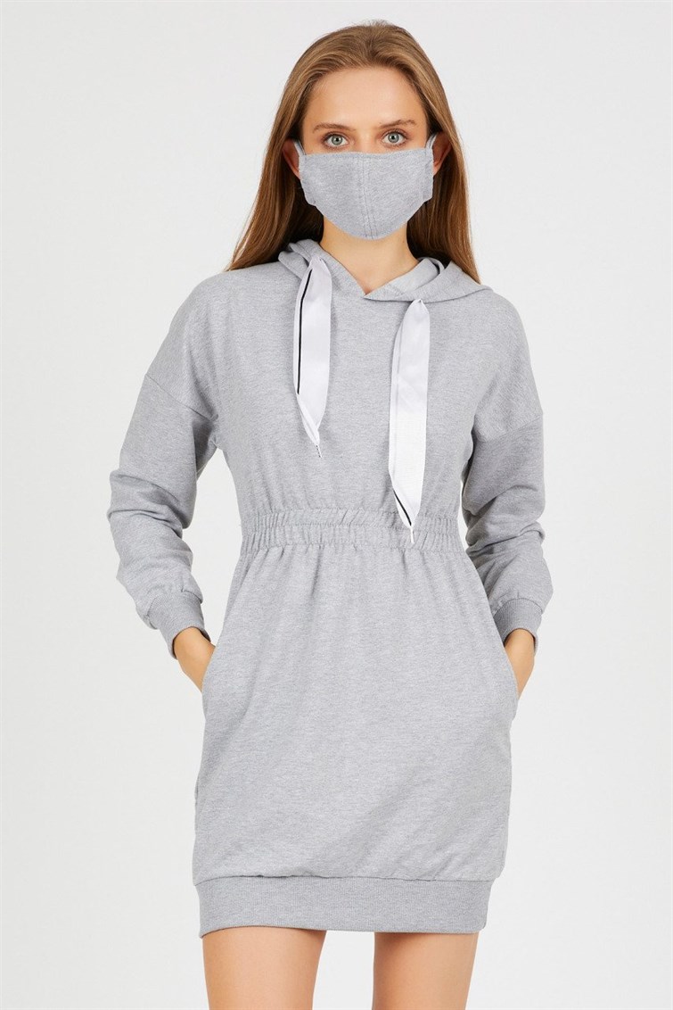 Maske Hediyeli Kurdele İpli Elbise Gri