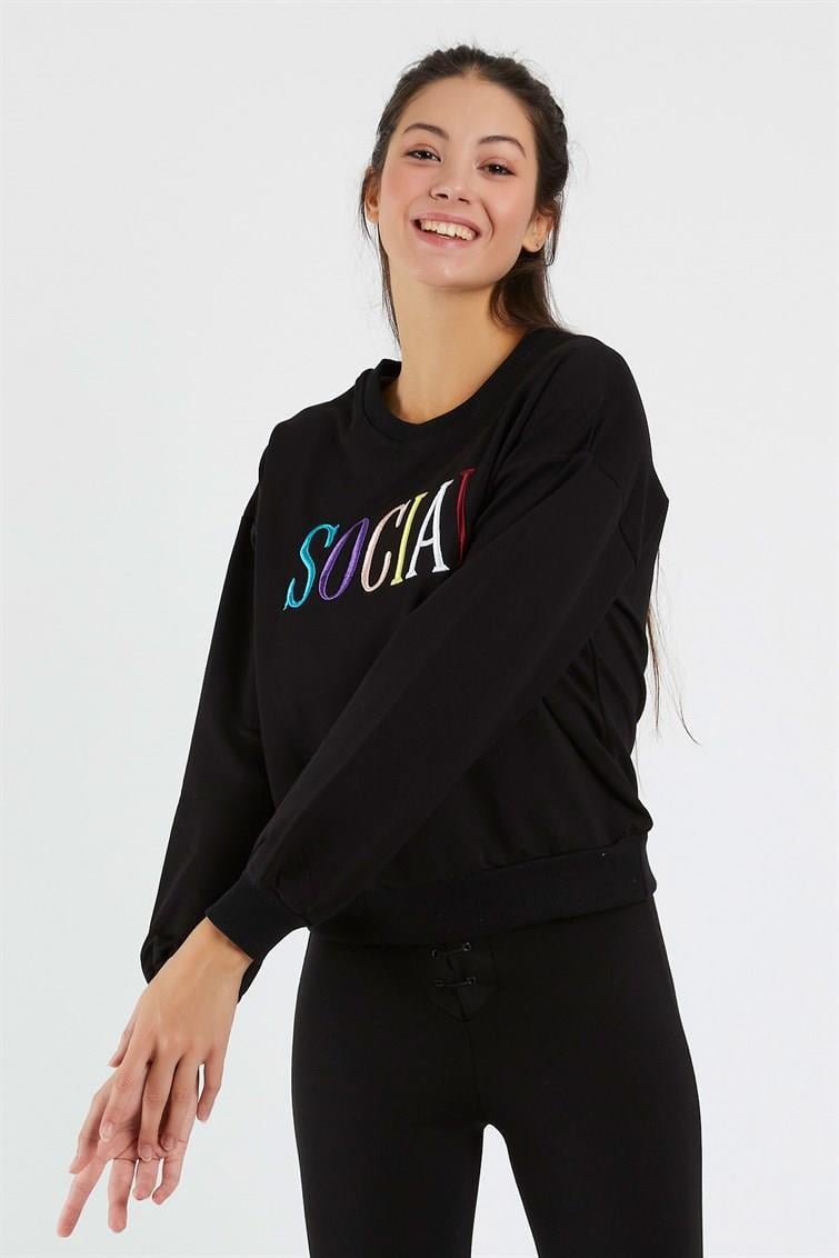 Renkli Social Nakışlı Uzun Kollu Sweat 9099-2