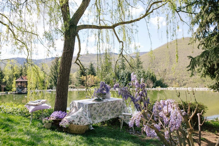 Keten Üç Kenarı Fırfırlı Lila Rengi Kare Kırlent Kılıfı