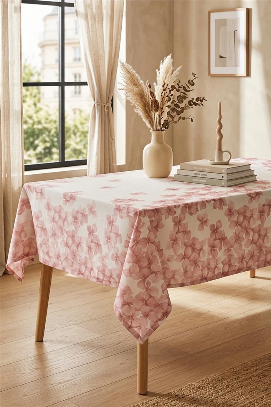 Multi Flower Ortanca Detaylı Pembe Masa Örtüsü