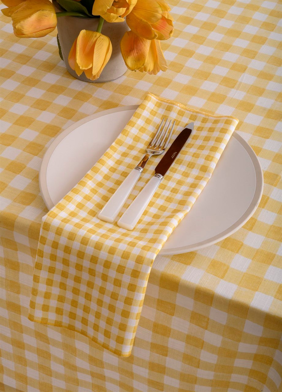 Sarı Ekose Baskı Desenli Kare Masa Örtüsü