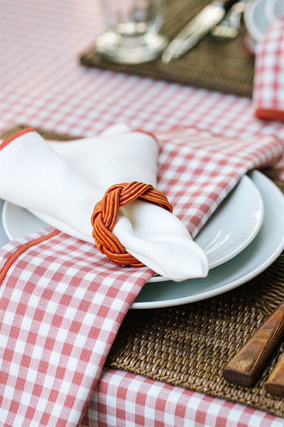 Vanelli Home Kırmızı Pötikareli 150x250 cm Dikdörtgen Masa Örtüsü CVICA1C23JL92271001-0001