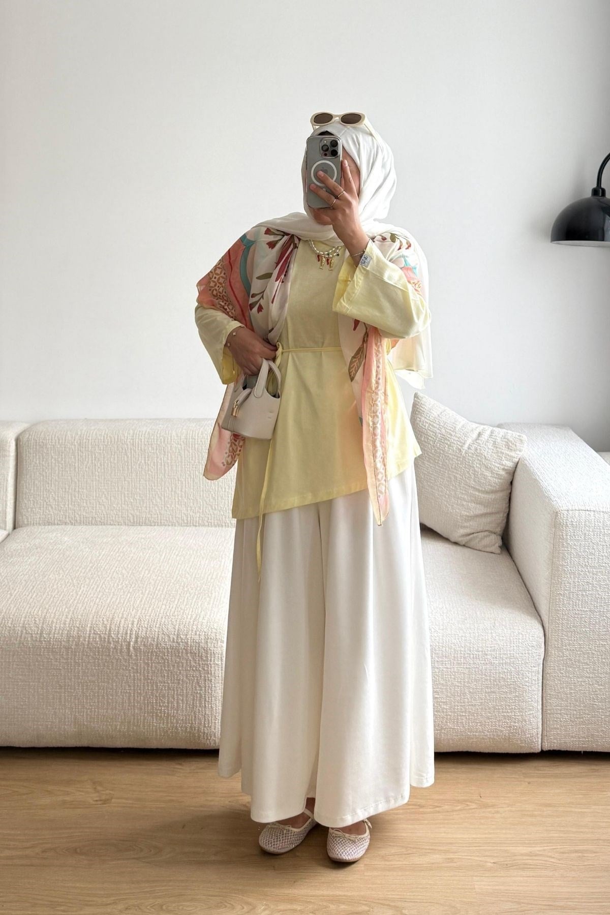 1003 SARI ASİMETRİK KESİM TSHİRT