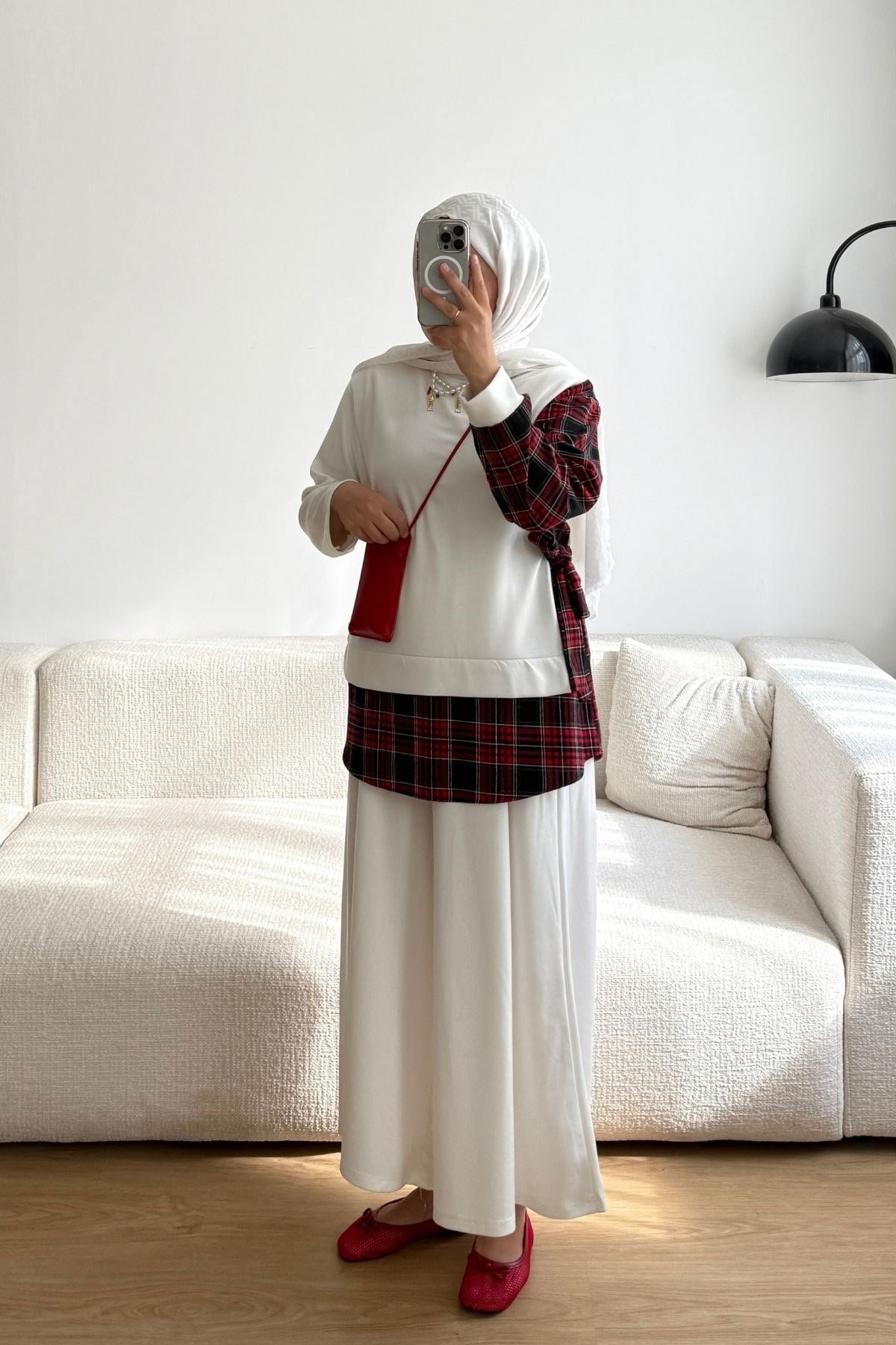 6196 BEYAZ EKOSE DETAYLI BAĞLAMALI SWEATSHIRT
