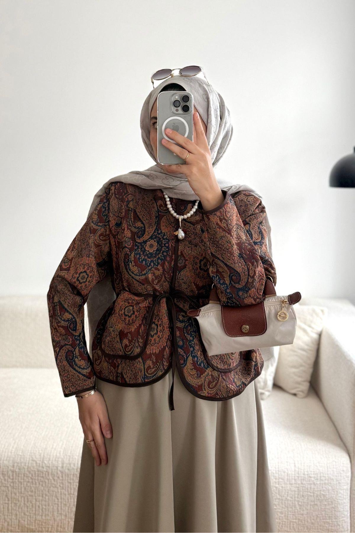 ACI KAHVE ETNİK DESENLİ KUŞAKLI  CEKET