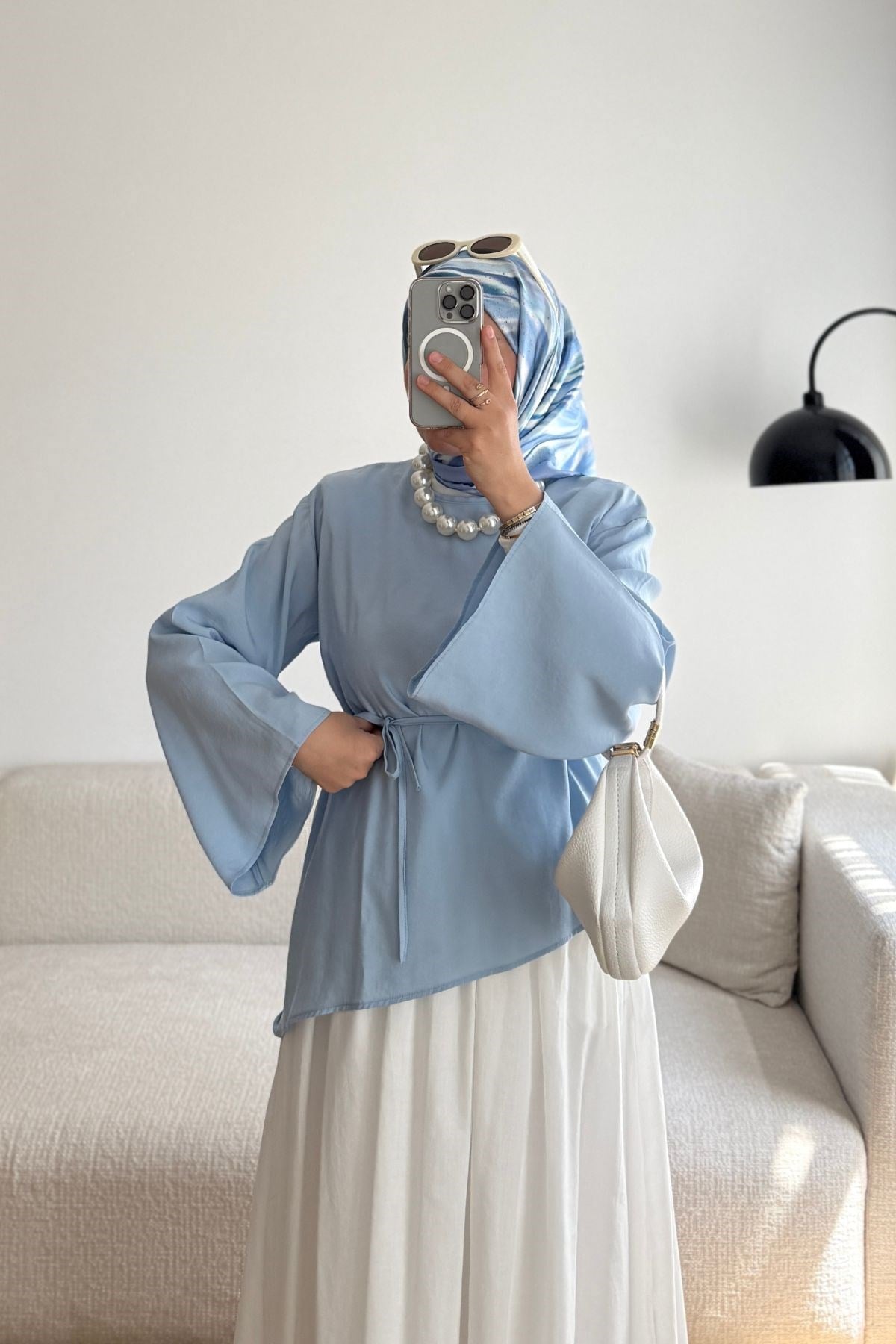 BEBE MAVİ ETEĞİ ÇAPRAZ KESİM GÖMLEK 