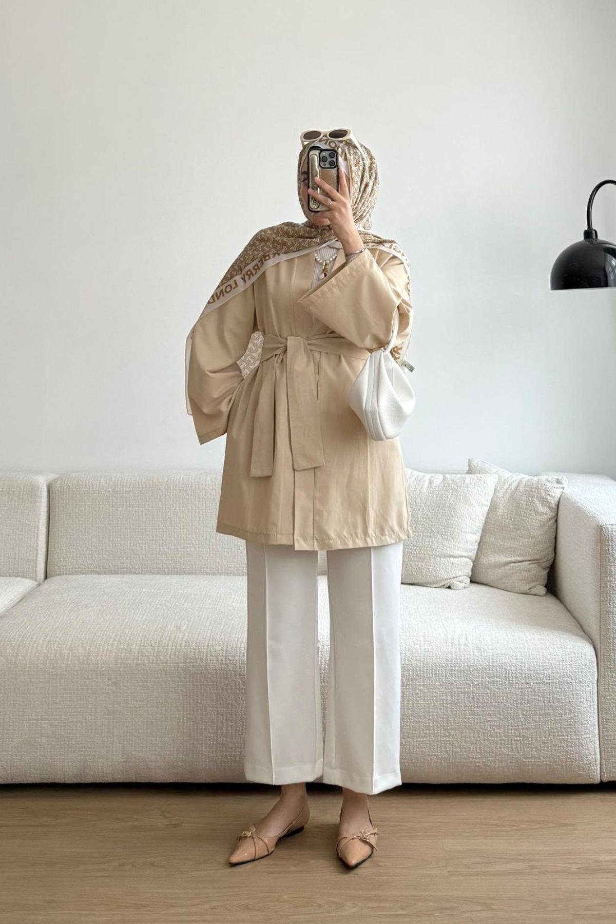 BEJ CEPLİ KUŞAKLI KİMONO