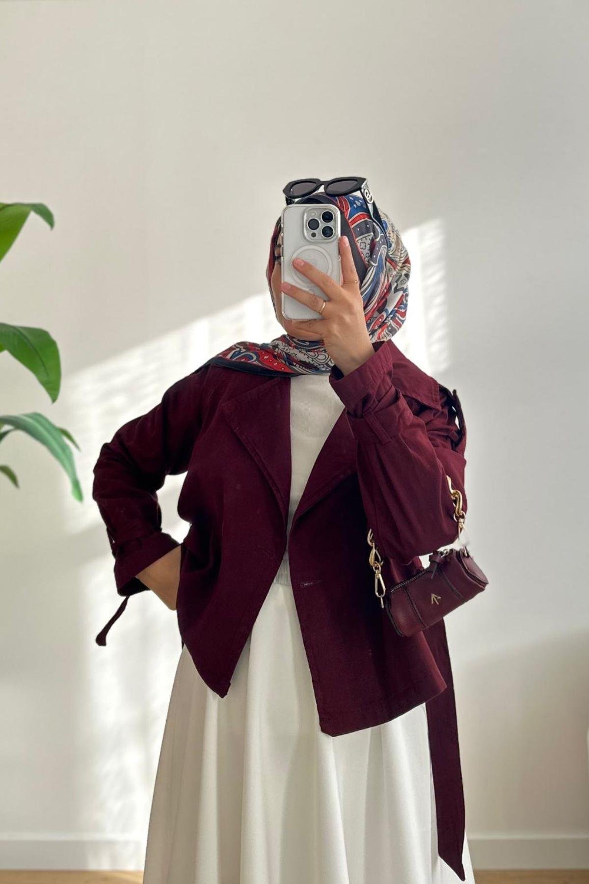BORDO KISA KUŞAKLI TRENÇKOT