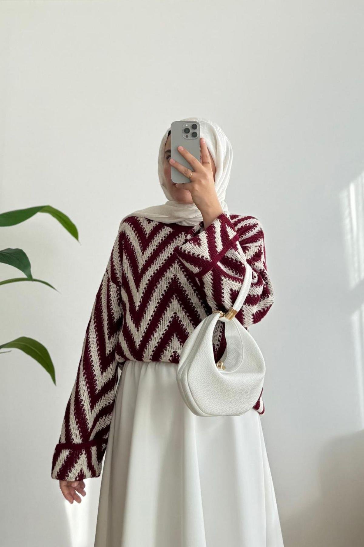 BORDO ZİKZAKLI TRİKO KAZAK