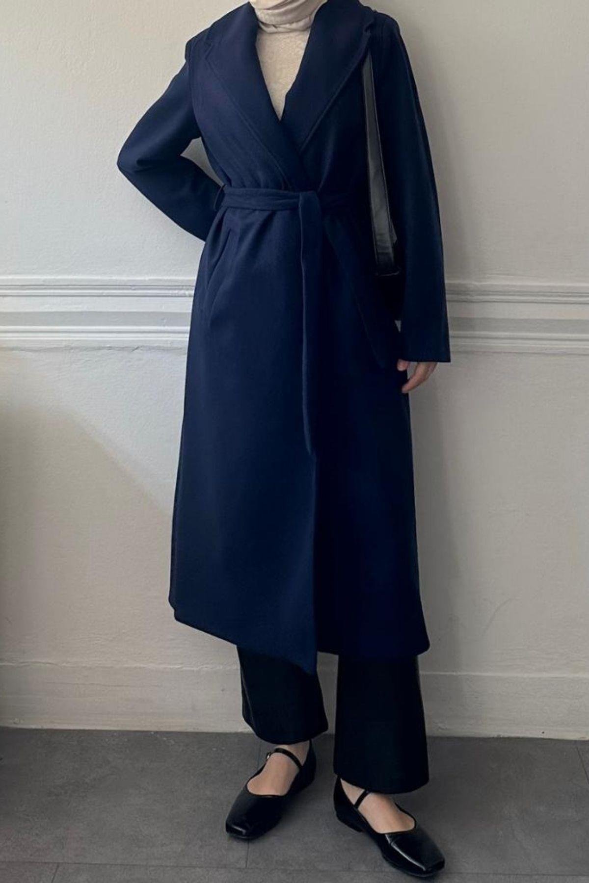 DİANA LACİVERT KAŞE KABAN