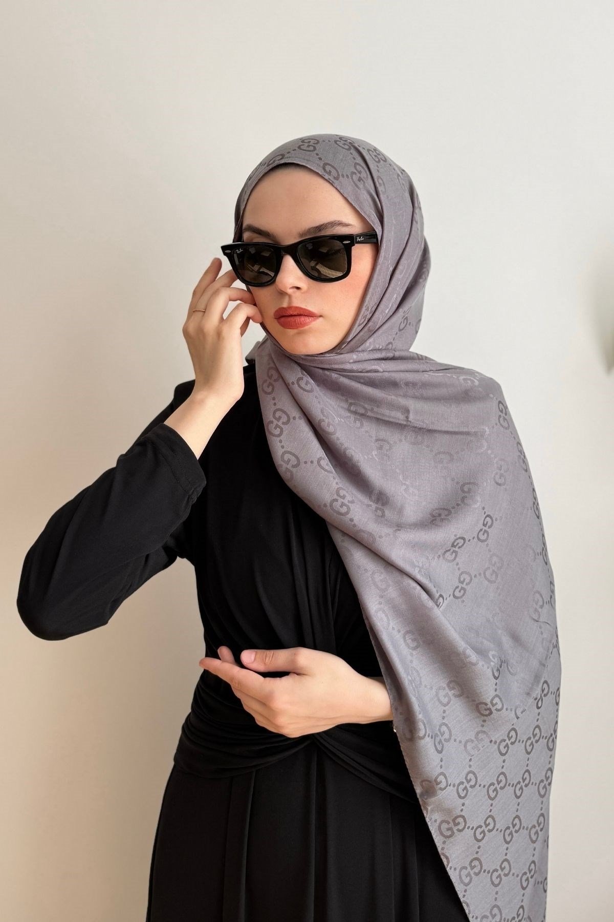 GRİ G DESEN PAMUKLU ŞAL