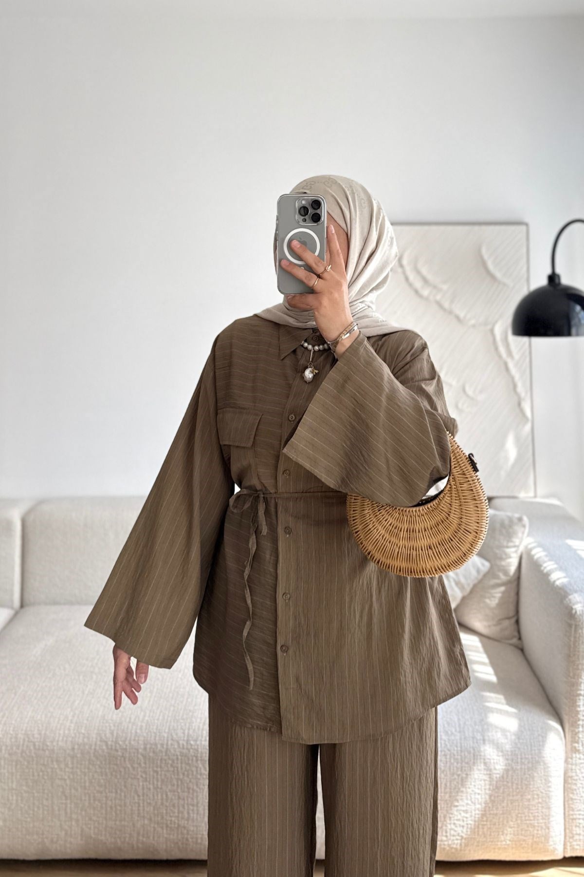 HAKİ ÇİZGİLİ CEPLİ BAĞCIKLI PANT TAKIM