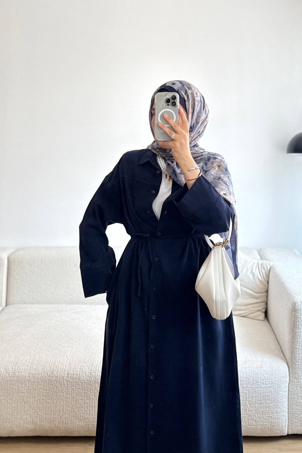 LACİVERT BOYDAN DÜĞME DETAYLI ELBİSE