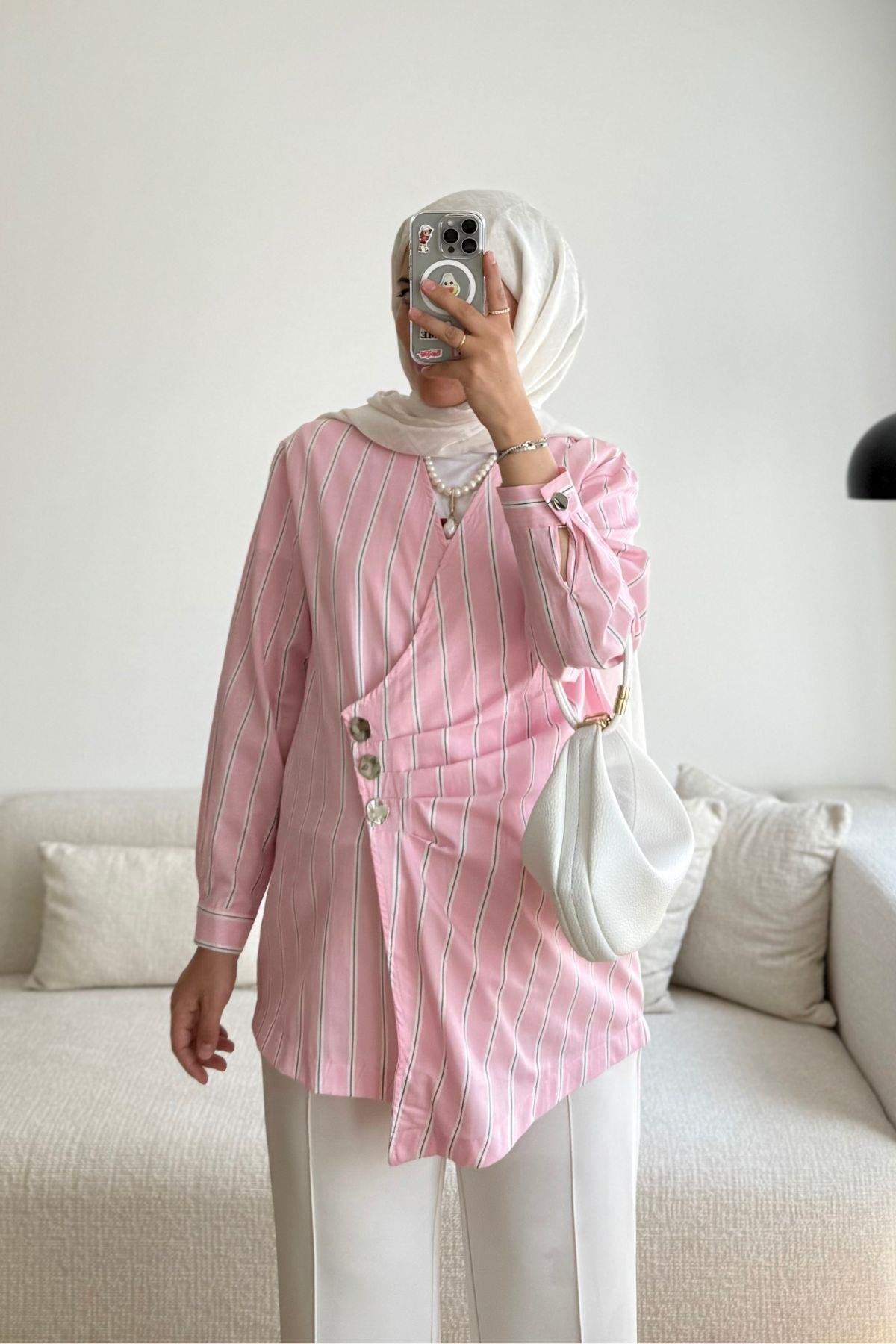 PEMBE ÇİZGİLİ TASARIM GÖMLEK