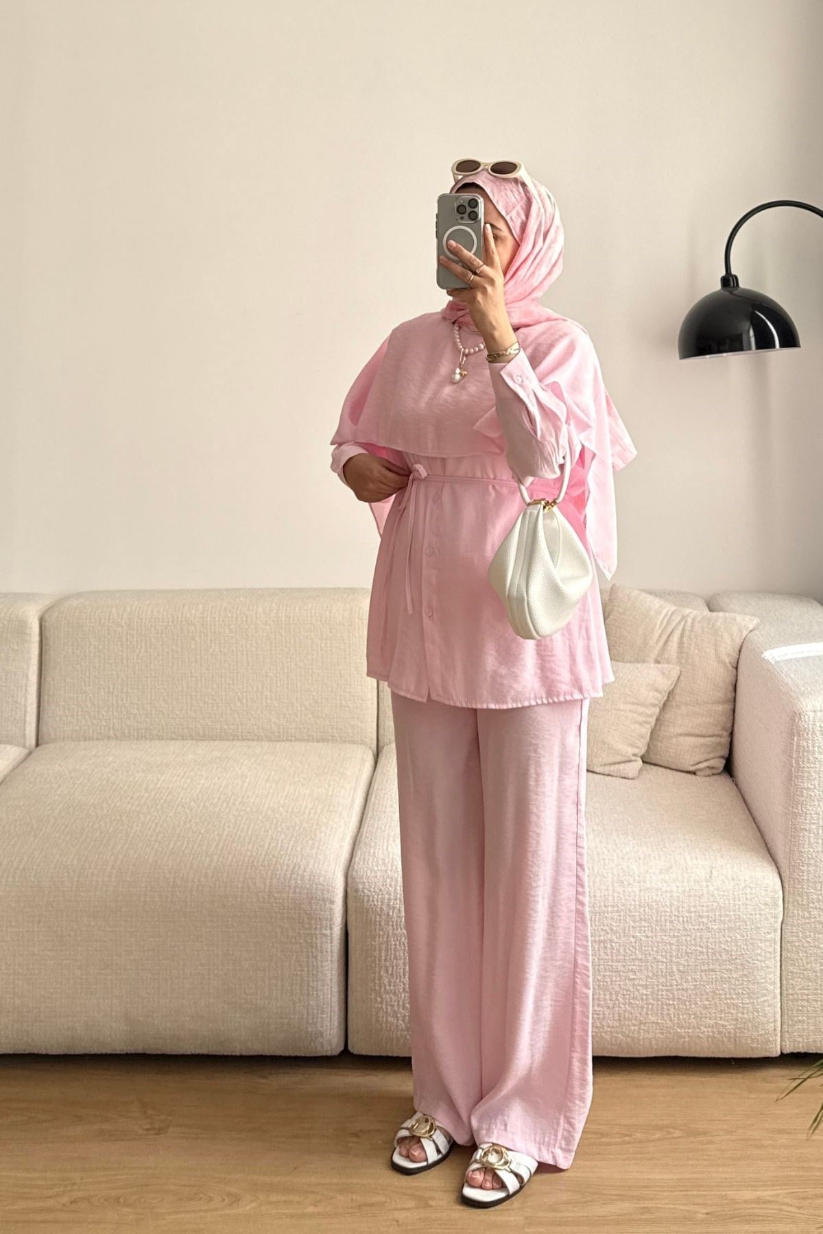 PEMBE PELERİNLİ MODAL TAKIM
