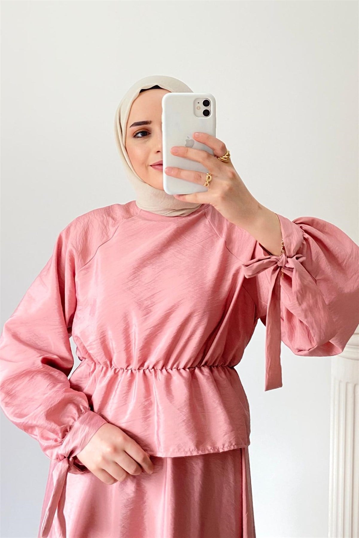 ŞEKER PEMBE ETEKLİ TAKIM