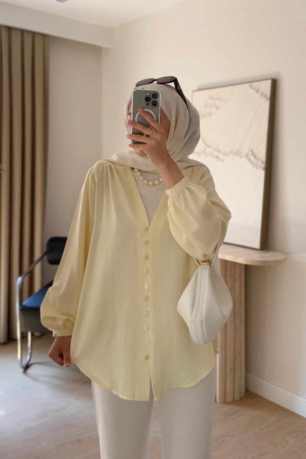 SOFT SARI BRİT DÜGMELİ GÖMLEK