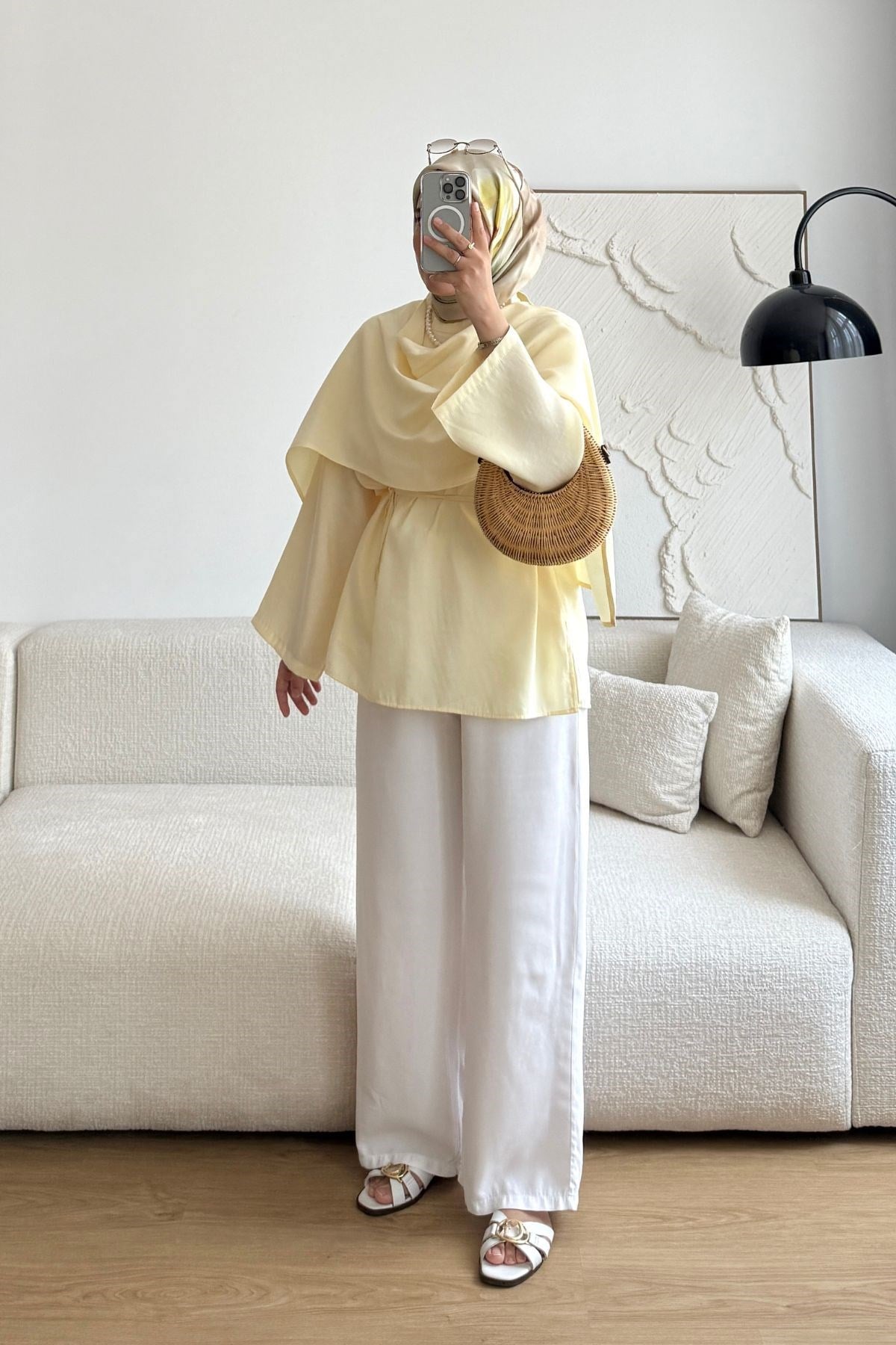 SOFT SARI SEYYAR ŞAL DETAYLI BLUZ