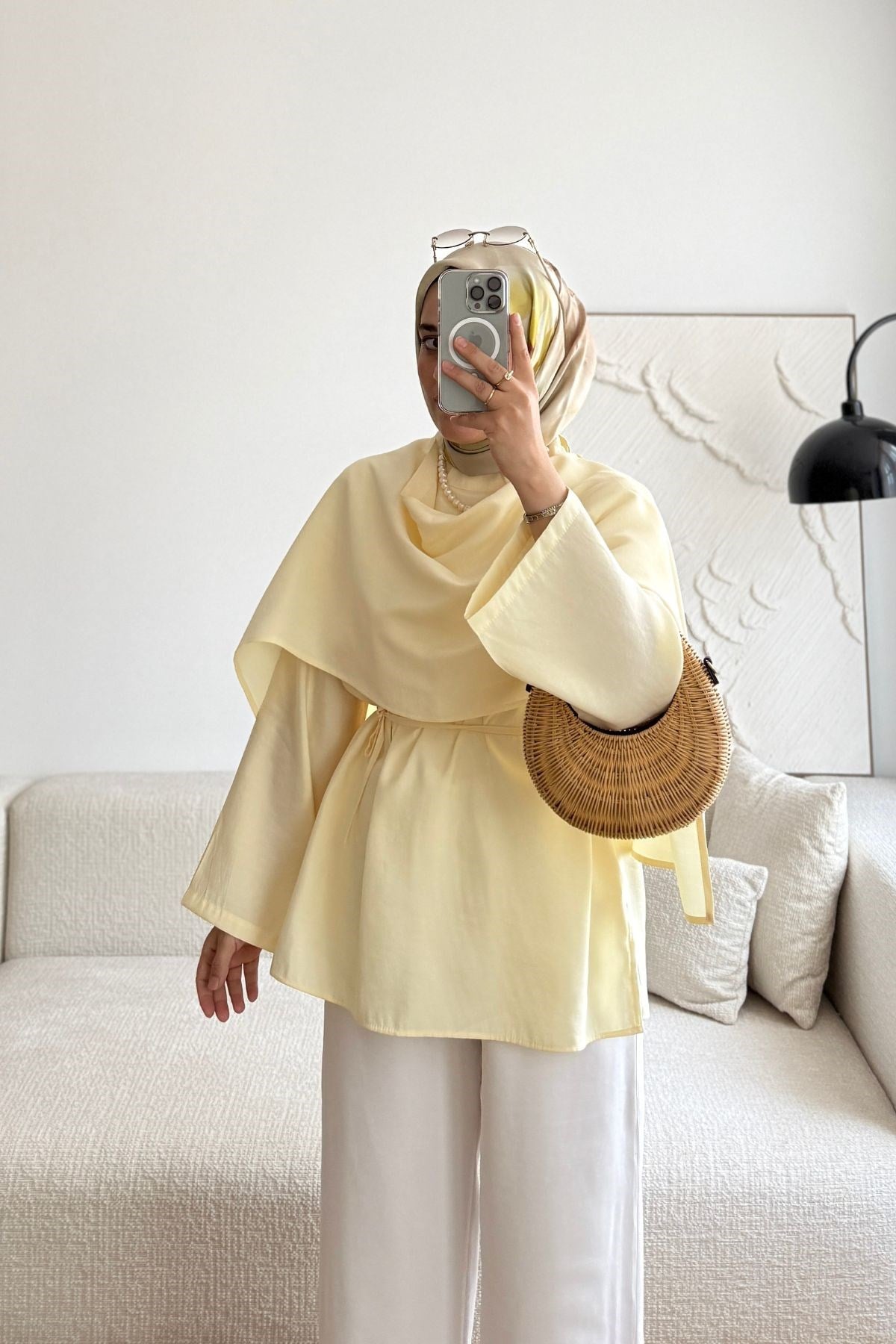SOFT SARI SEYYAR ŞAL DETAYLI BLUZ