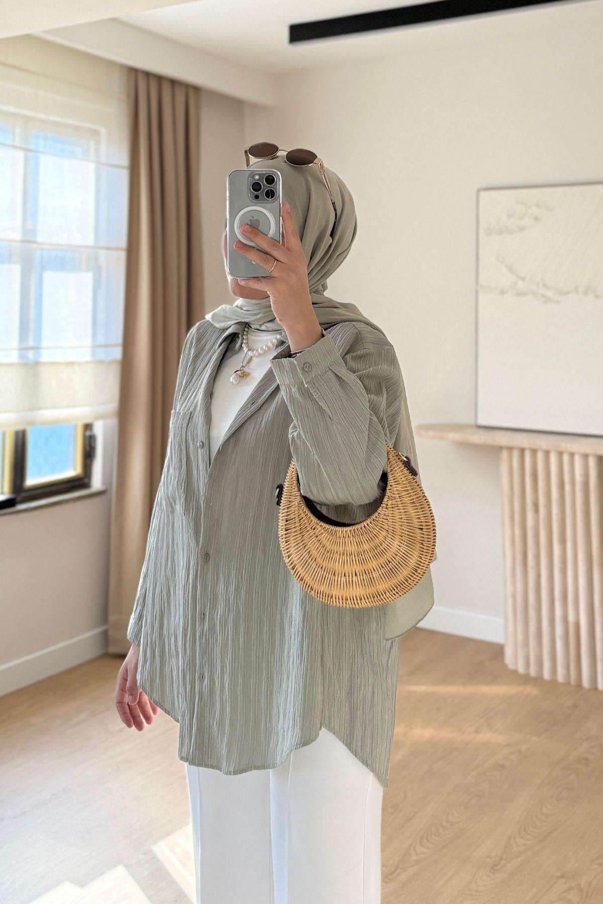 SOFT YEŞİL LUNA TEK CEP BASİC GÖMLEK