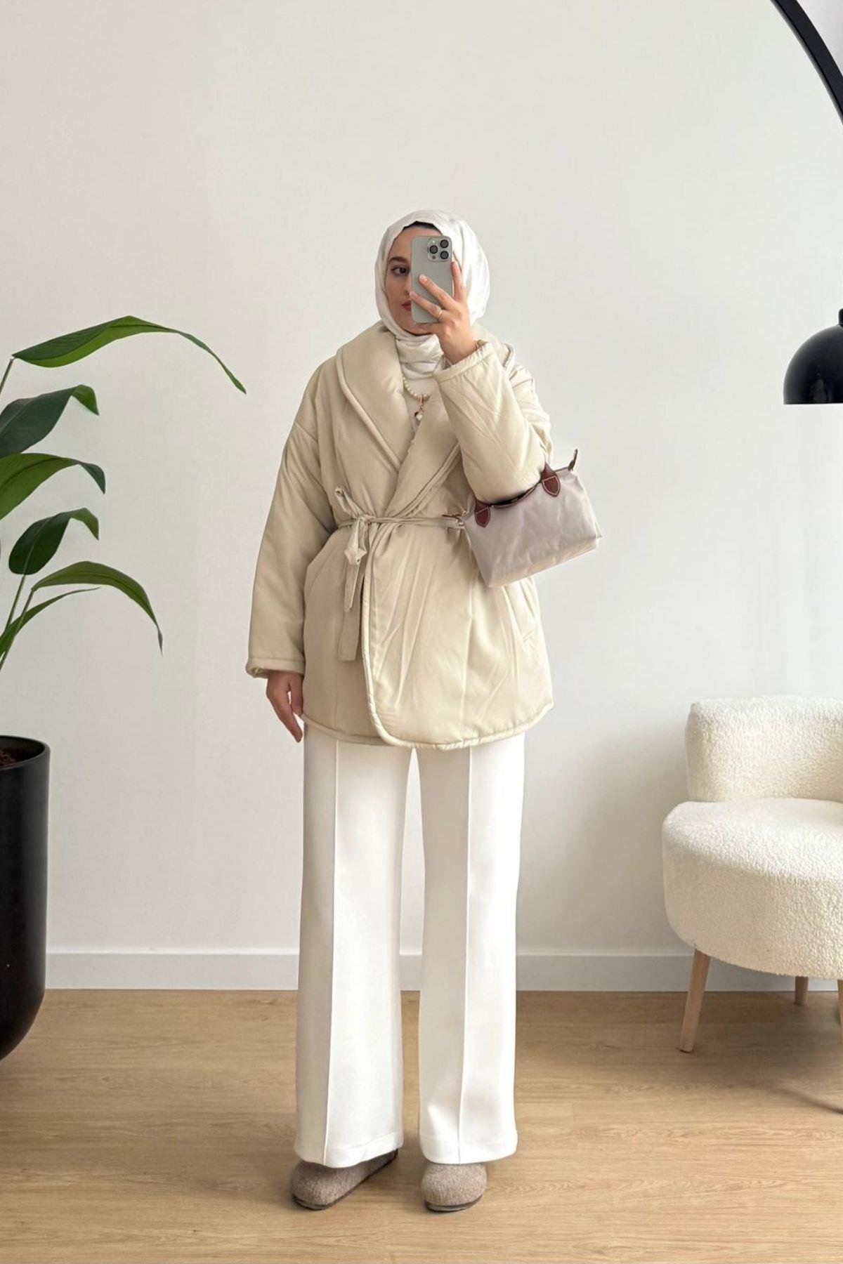 TAŞ RENGİ KUŞAKLI PUF MONT