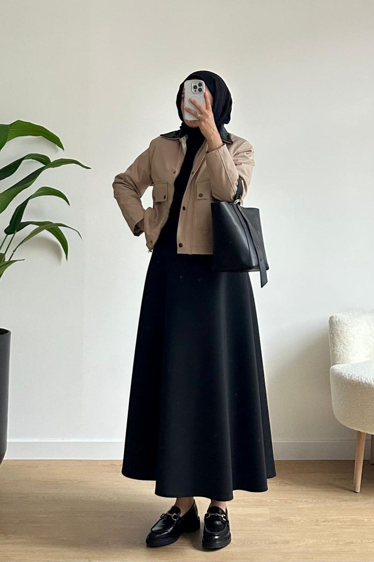 TAŞ YAKASI DERİ DETAYLI KISA MONT