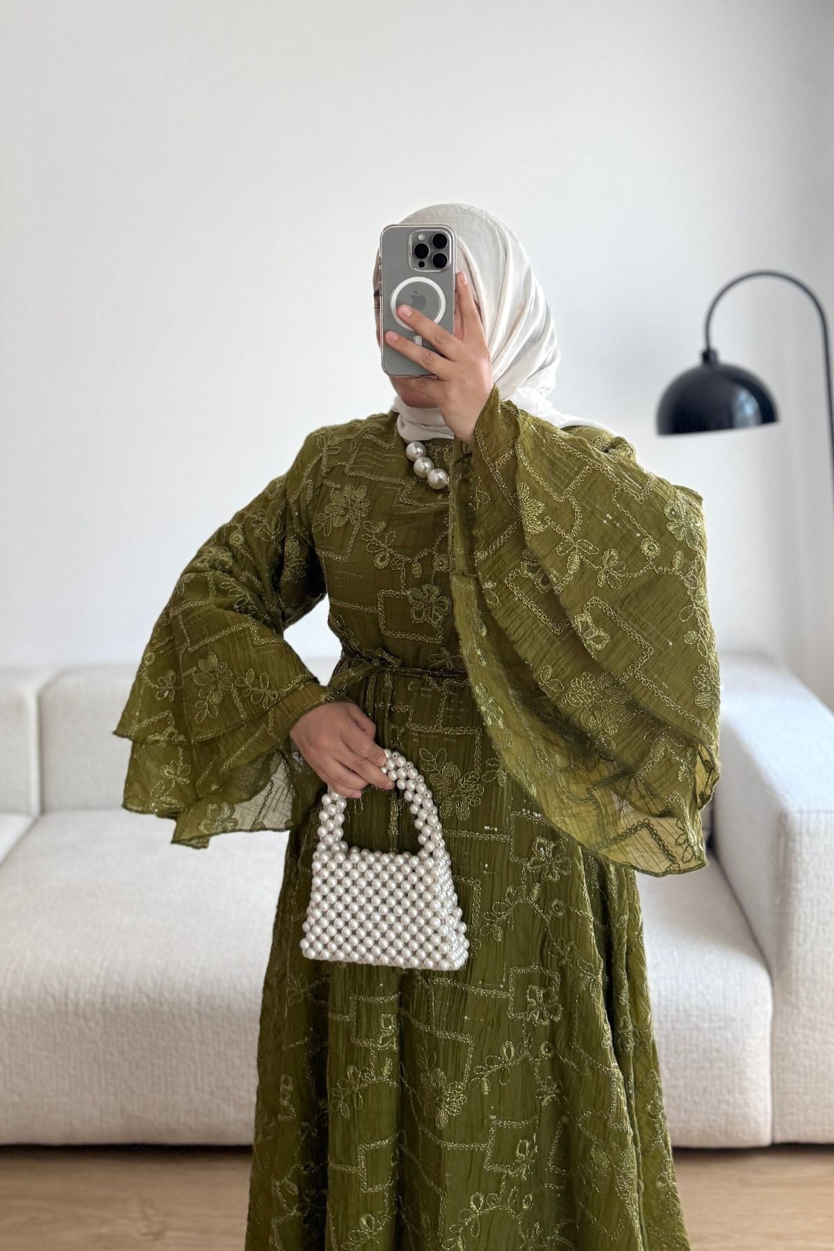 YAĞ YEŞİL DANTEL İŞLEMELİ ELBİSE