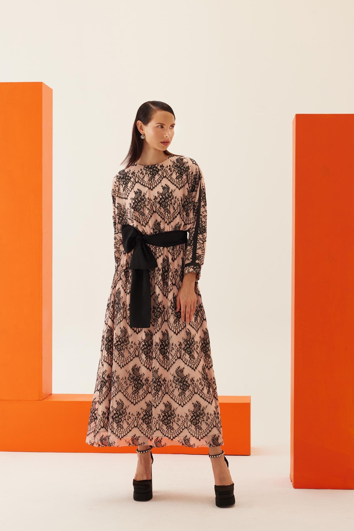 Lace Dress with Black Belt DetailJAQAR