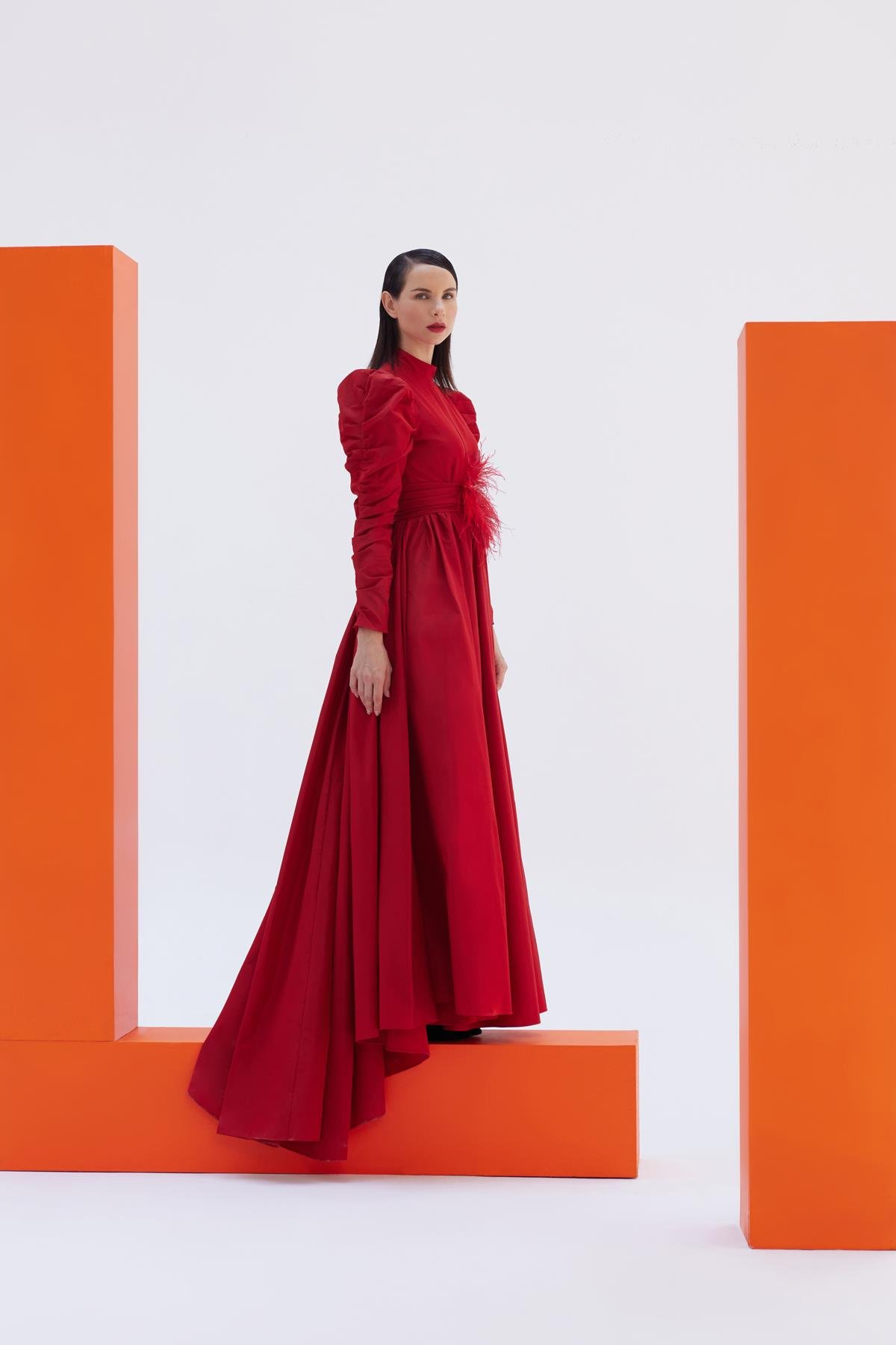 Red Taffeta Dress with Feather Detailed BeltJAQAR