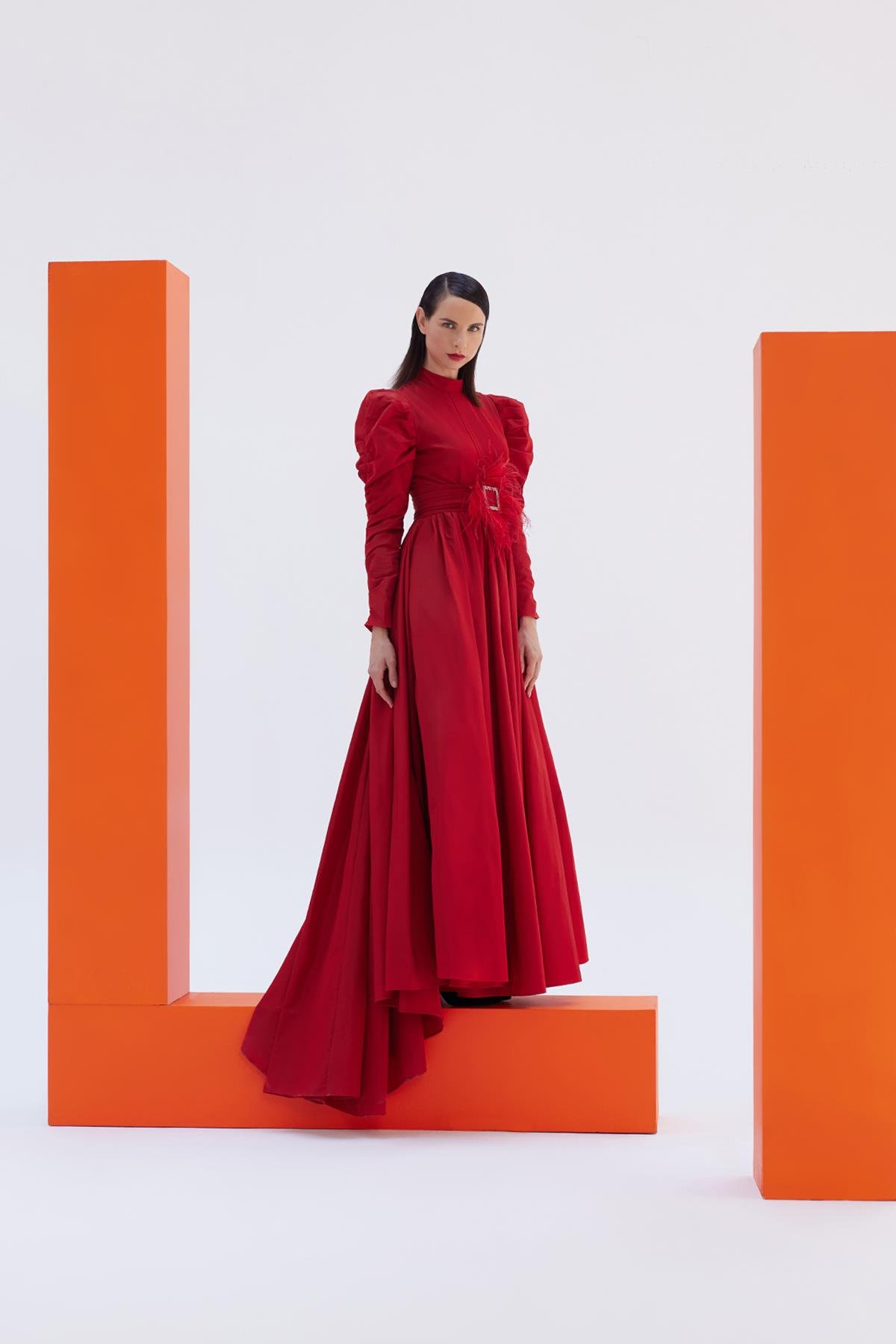 Red Taffeta Dress with Feather Detailed BeltJAQAR