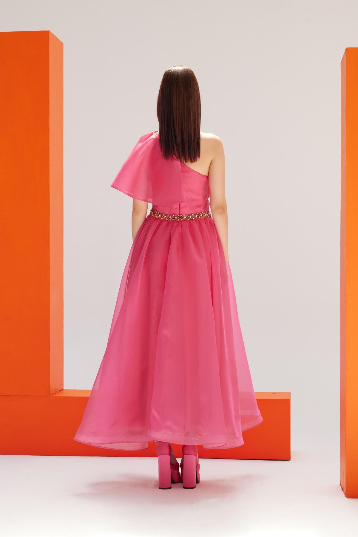 Pembe Organze Tek Omuz Detaylı ElbiseJAQAR