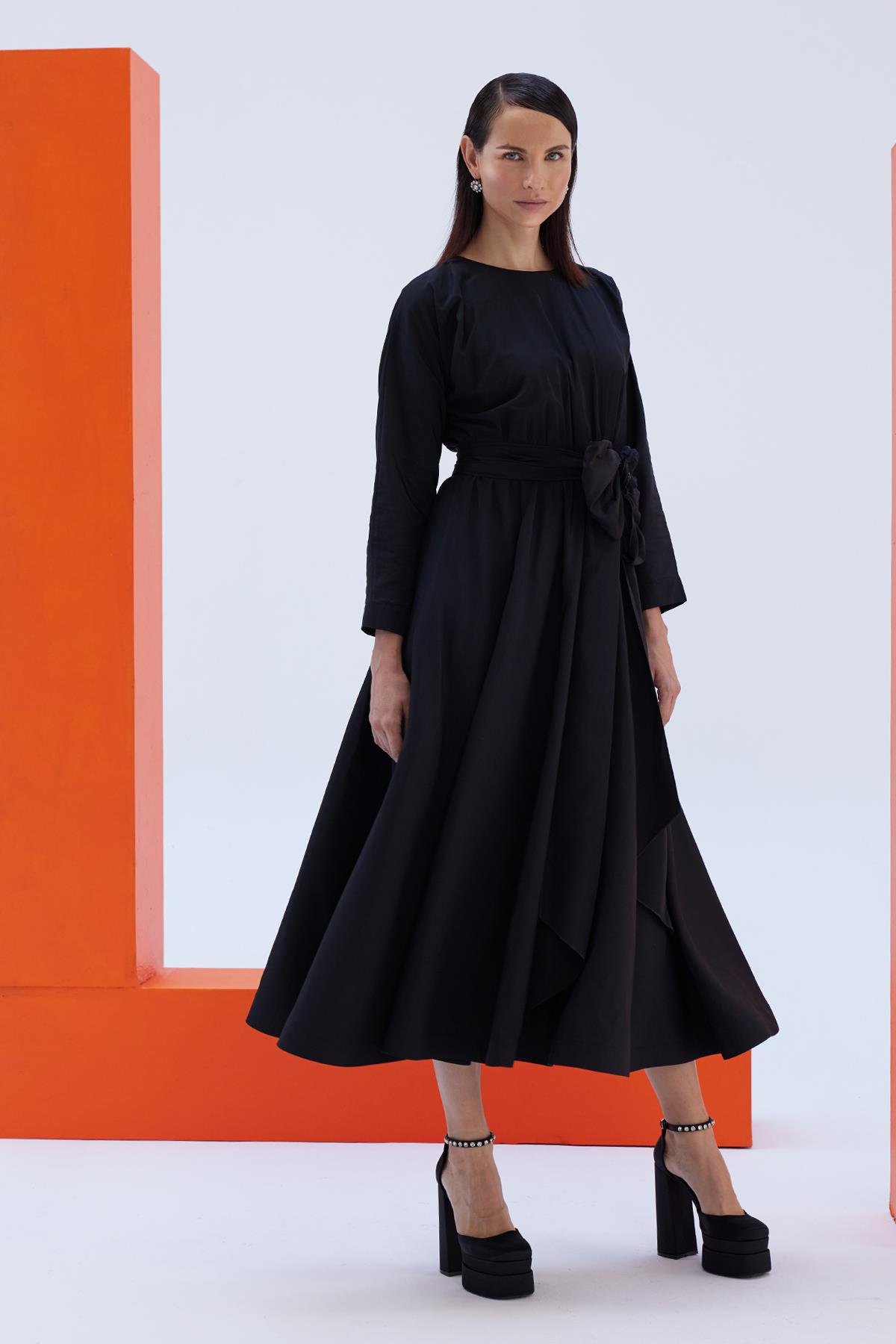 Black Agatha DressJAQAR