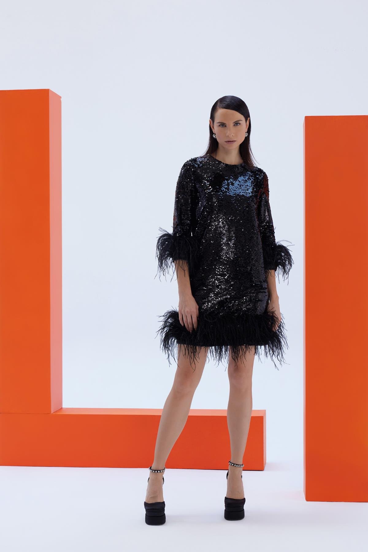 Feather Detailed Sequin Fabric Evening DressJAQAR