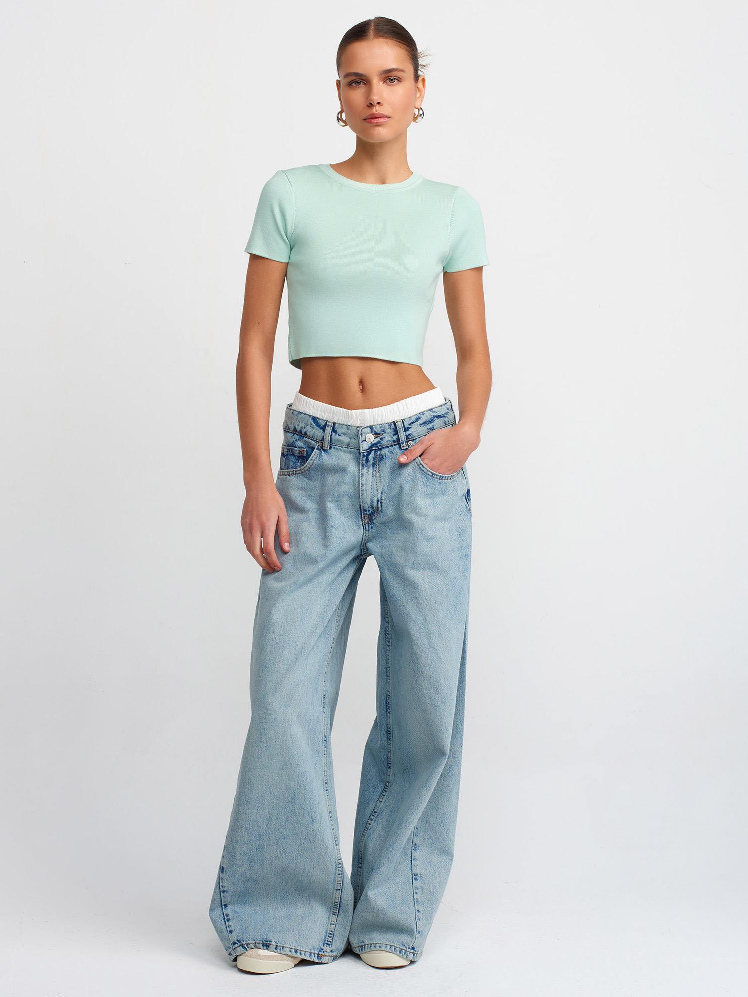 İNTERPOLL ONLİNEKategorisizKISA KOL CROP KAZAKKISA KOL CROP KAZAK