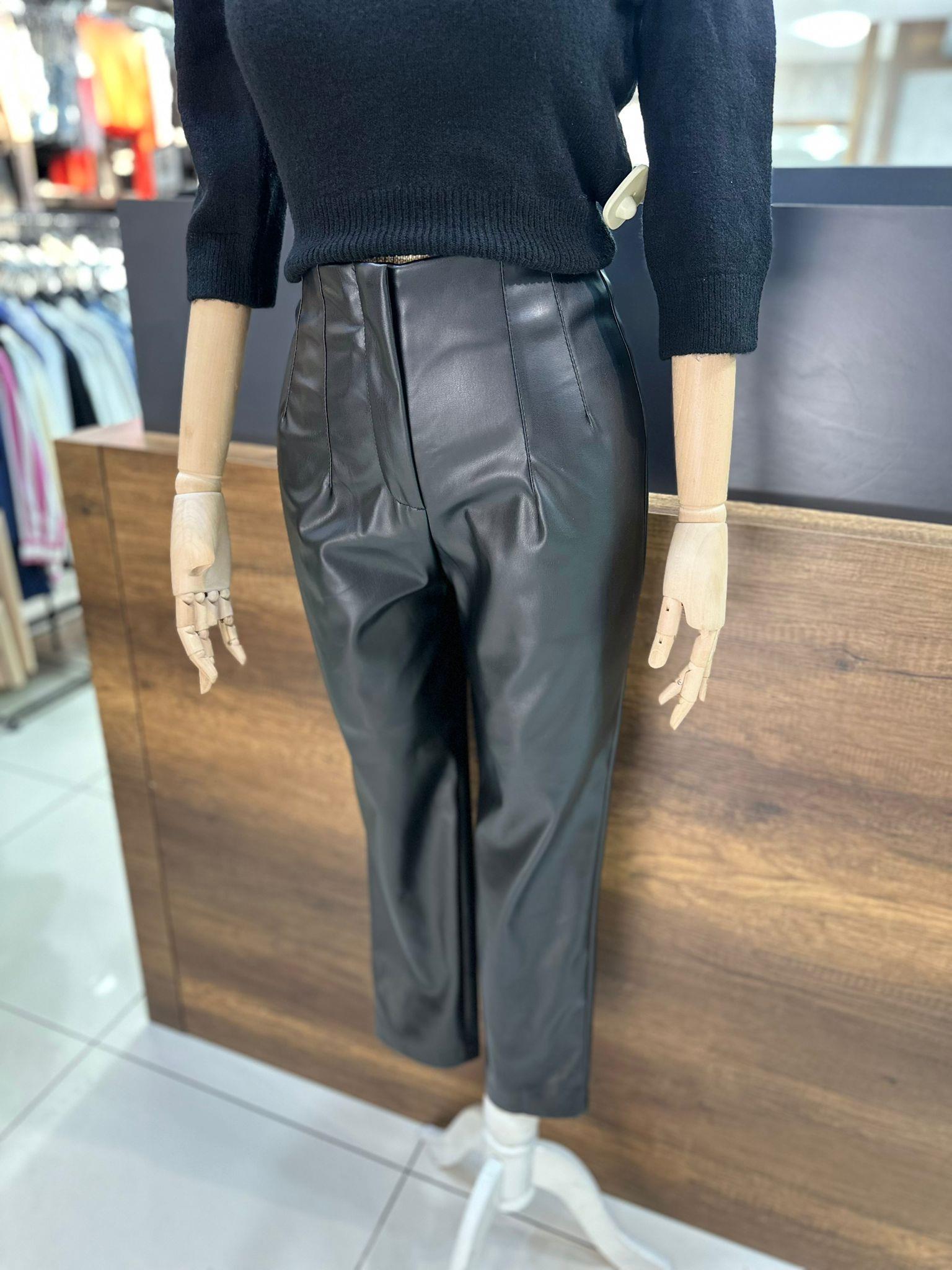 İNTERPOLL ONLİNEKategorisizZARA MODEL PENSLİ DERİ PANTLONZARA MODEL PENSLİ DERİ PANTLON