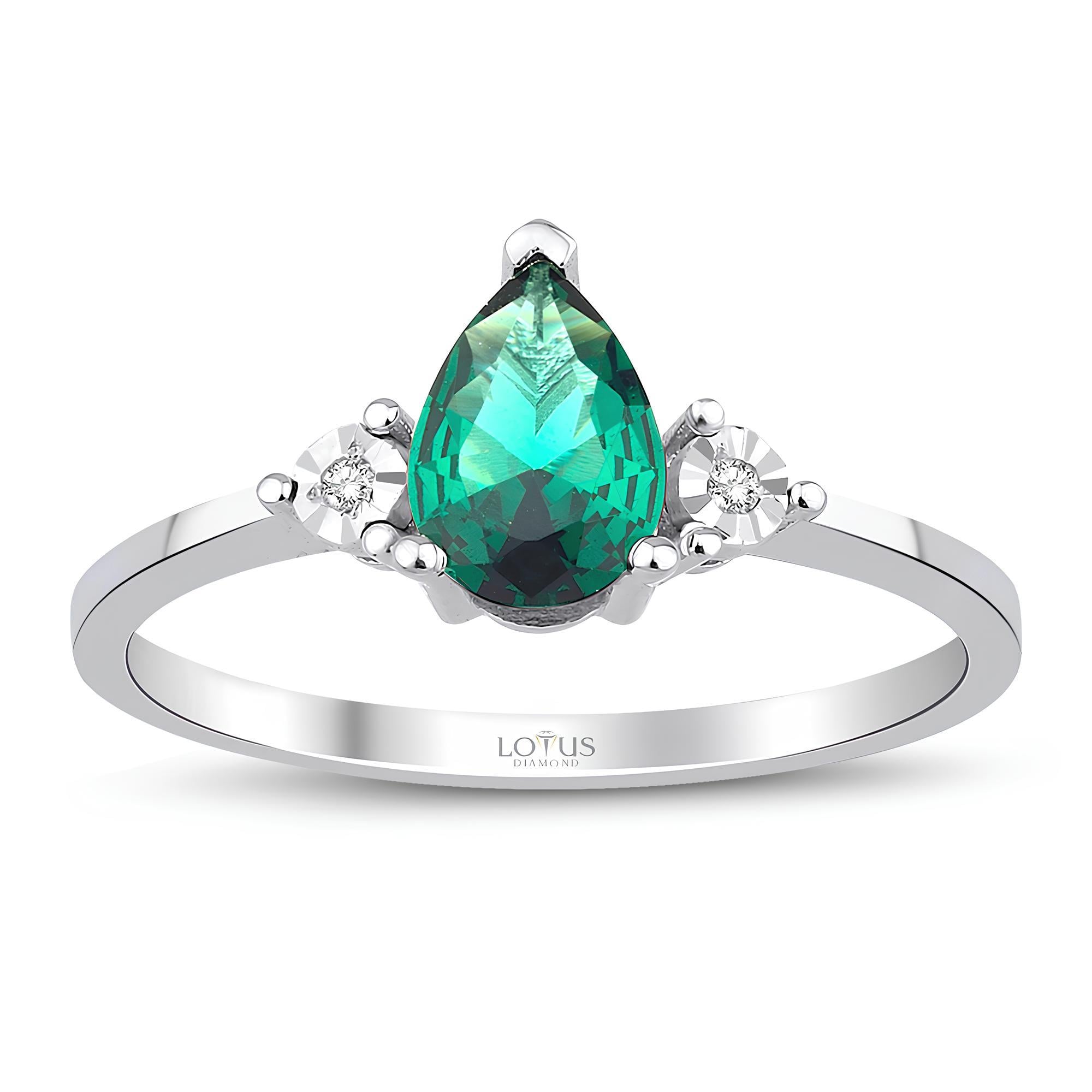 0.55 Karat Pırlanta Zümrüt Yüzük