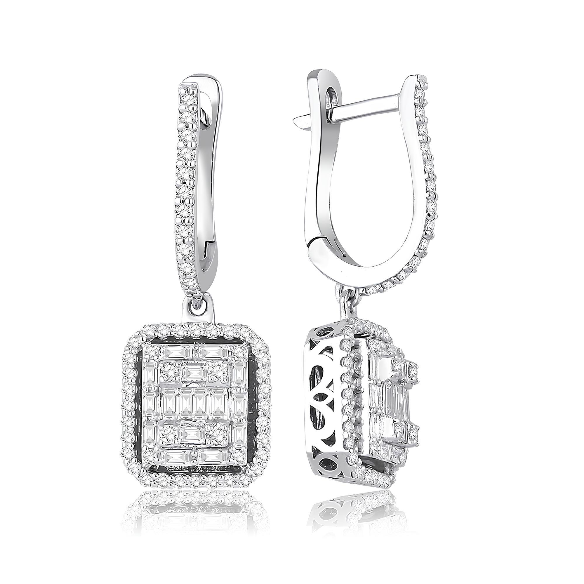 0.81 Karat Pırlanta Baget Küpe