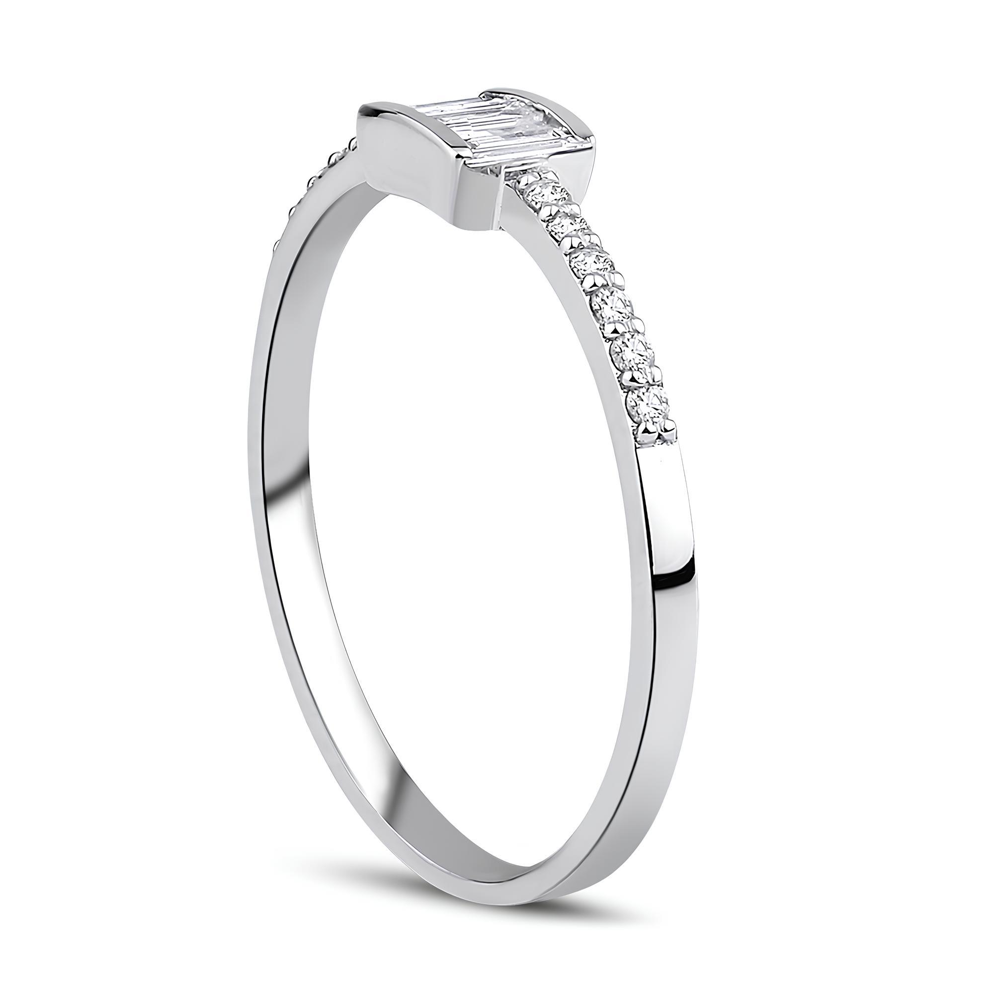 0.13 Karat Pırlanta Baget Yüzük