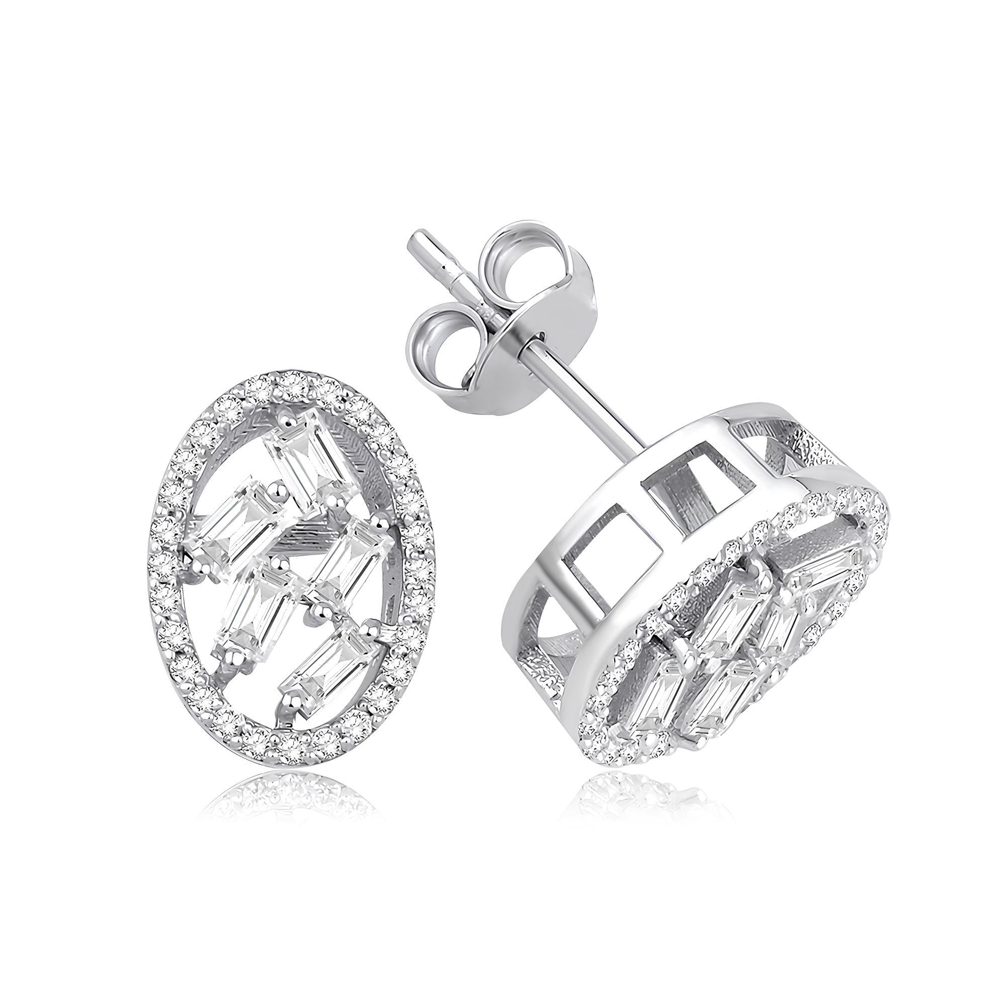 0.54 Karat Pırlanta Baget Küpe