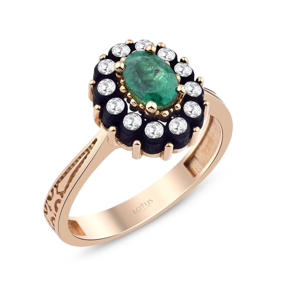 0.54 Karat Elmas Zümrüt  Yüzük