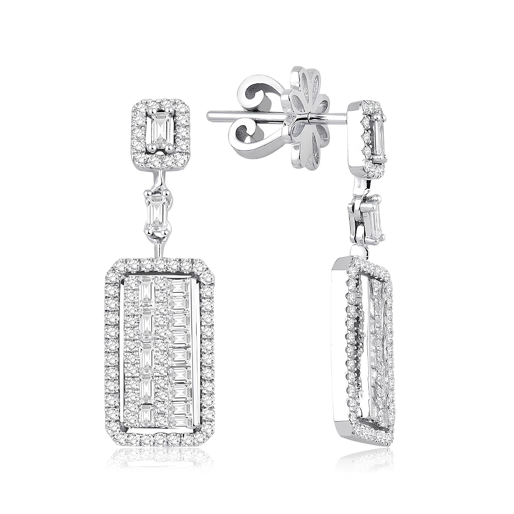 1.38 Karat Pırlanta Baget Küpe