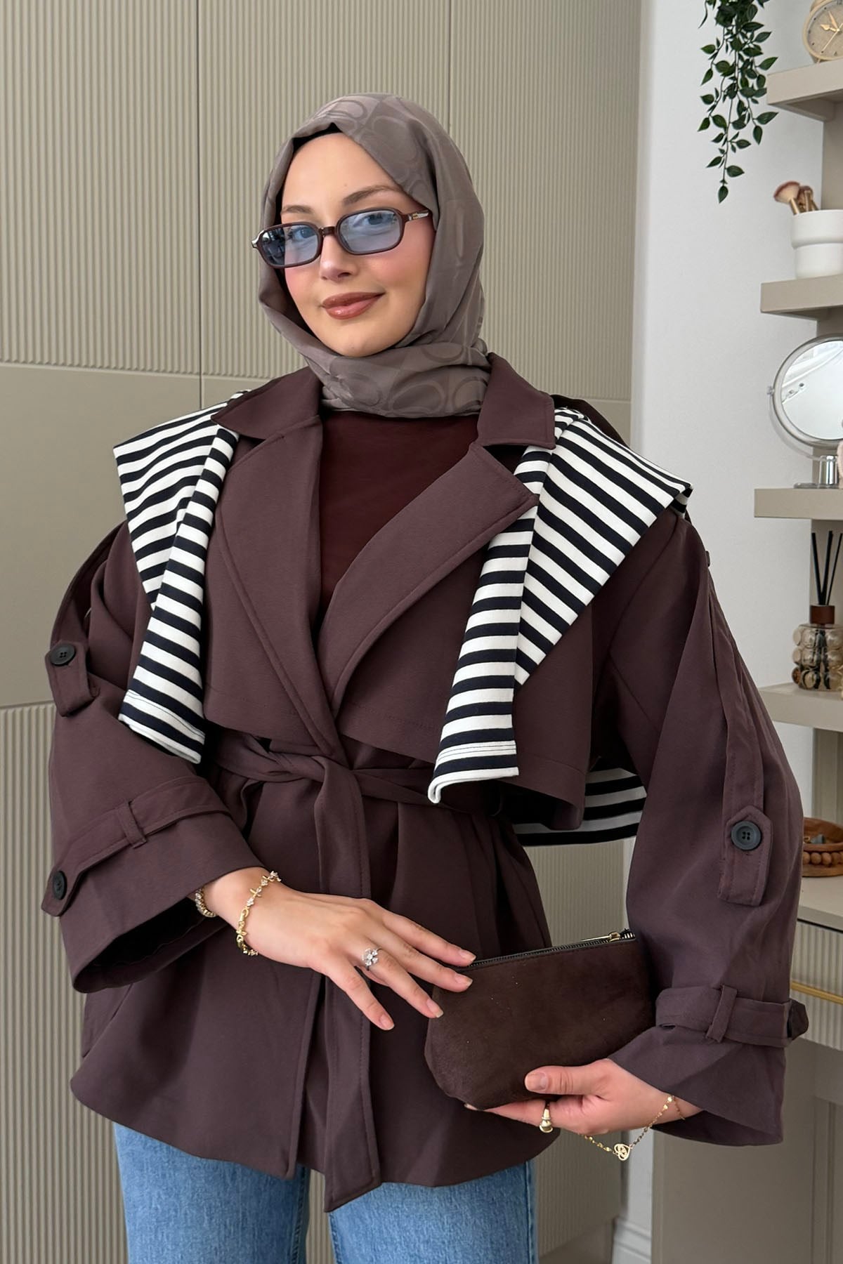 Apolet Detaylı Oversize Kısa Trençkot-KAHVERENGİ
