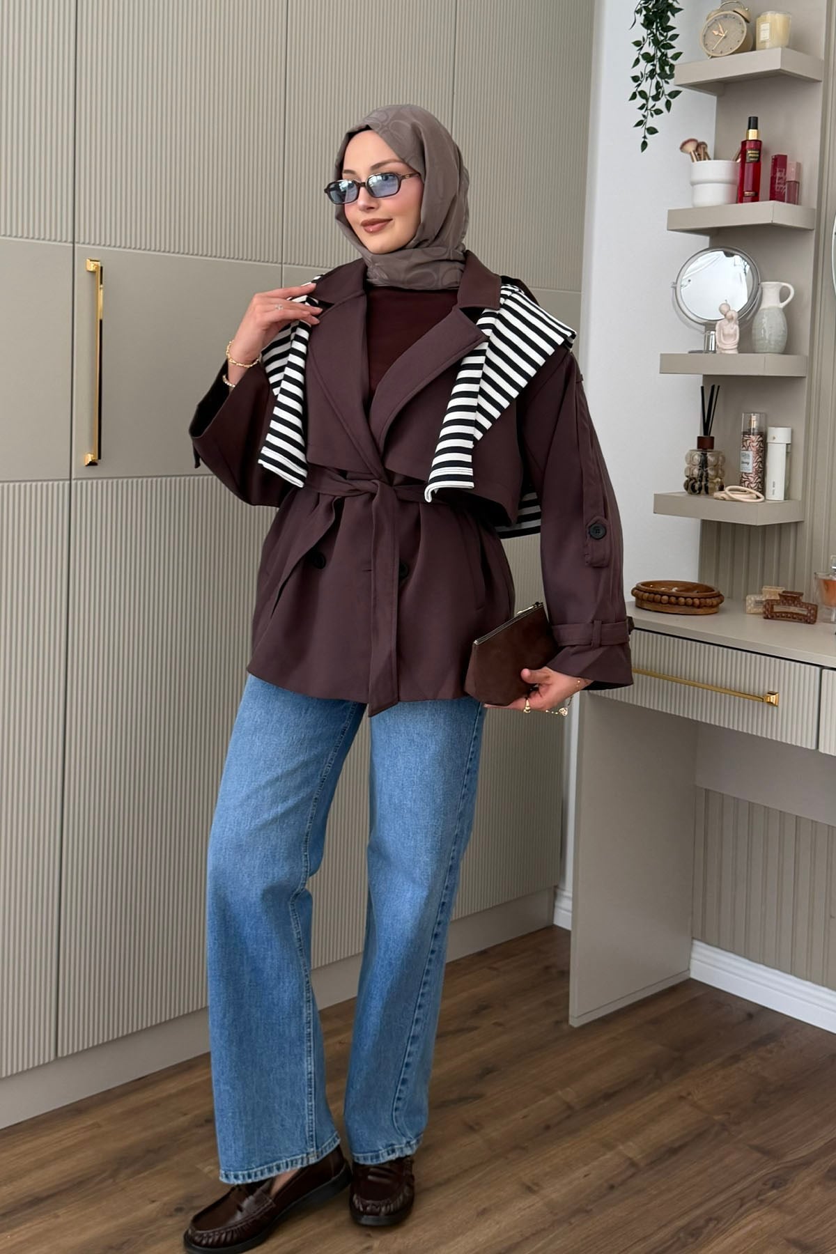 Apolet Detaylı Oversize Kısa Trençkot-KAHVERENGİ