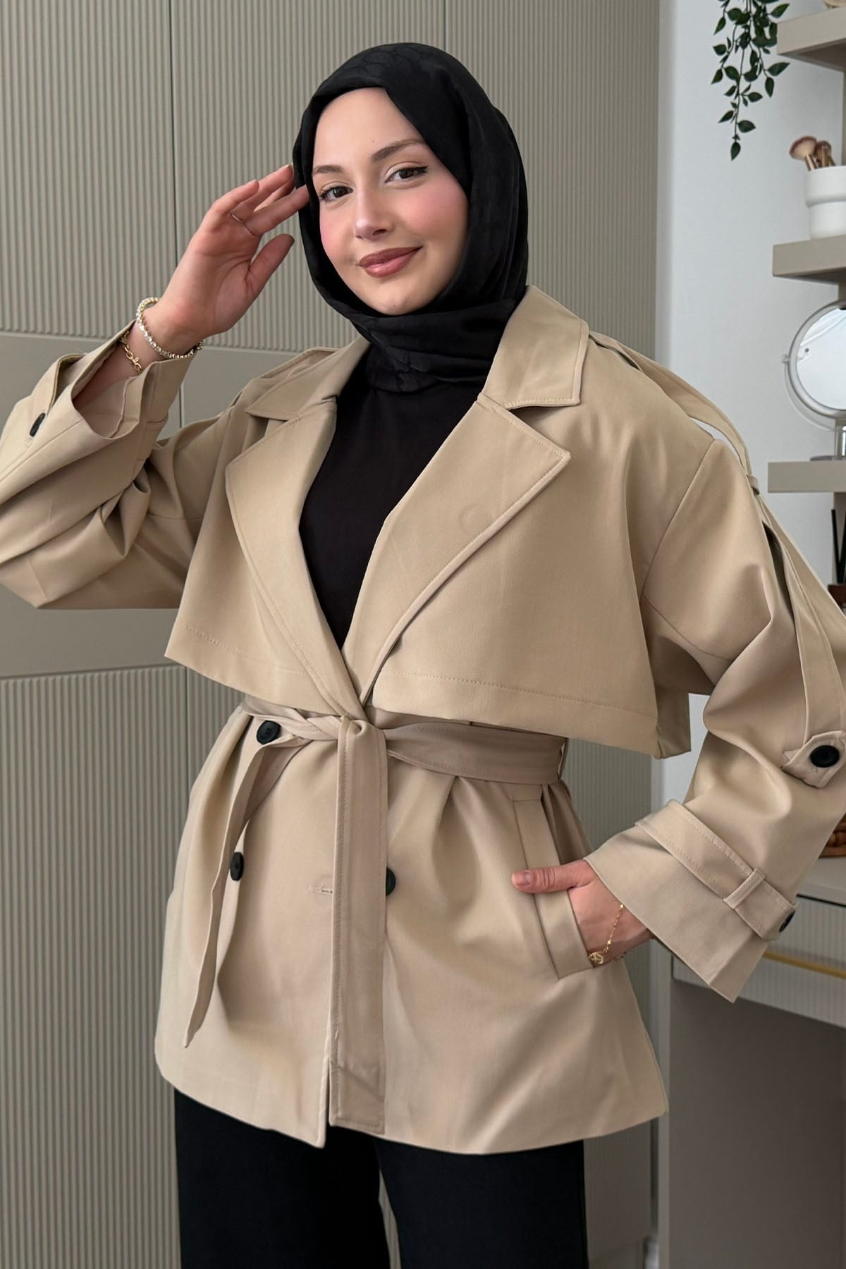 Apolet Detaylı Oversize Kısa Trençkot-CAMEL