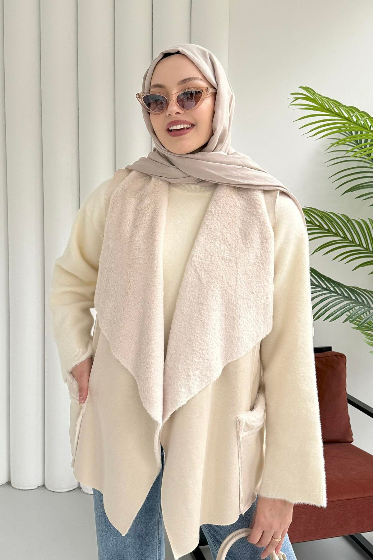 Asimetrik Kesim Keçe Kaşe Yelek-EKRU