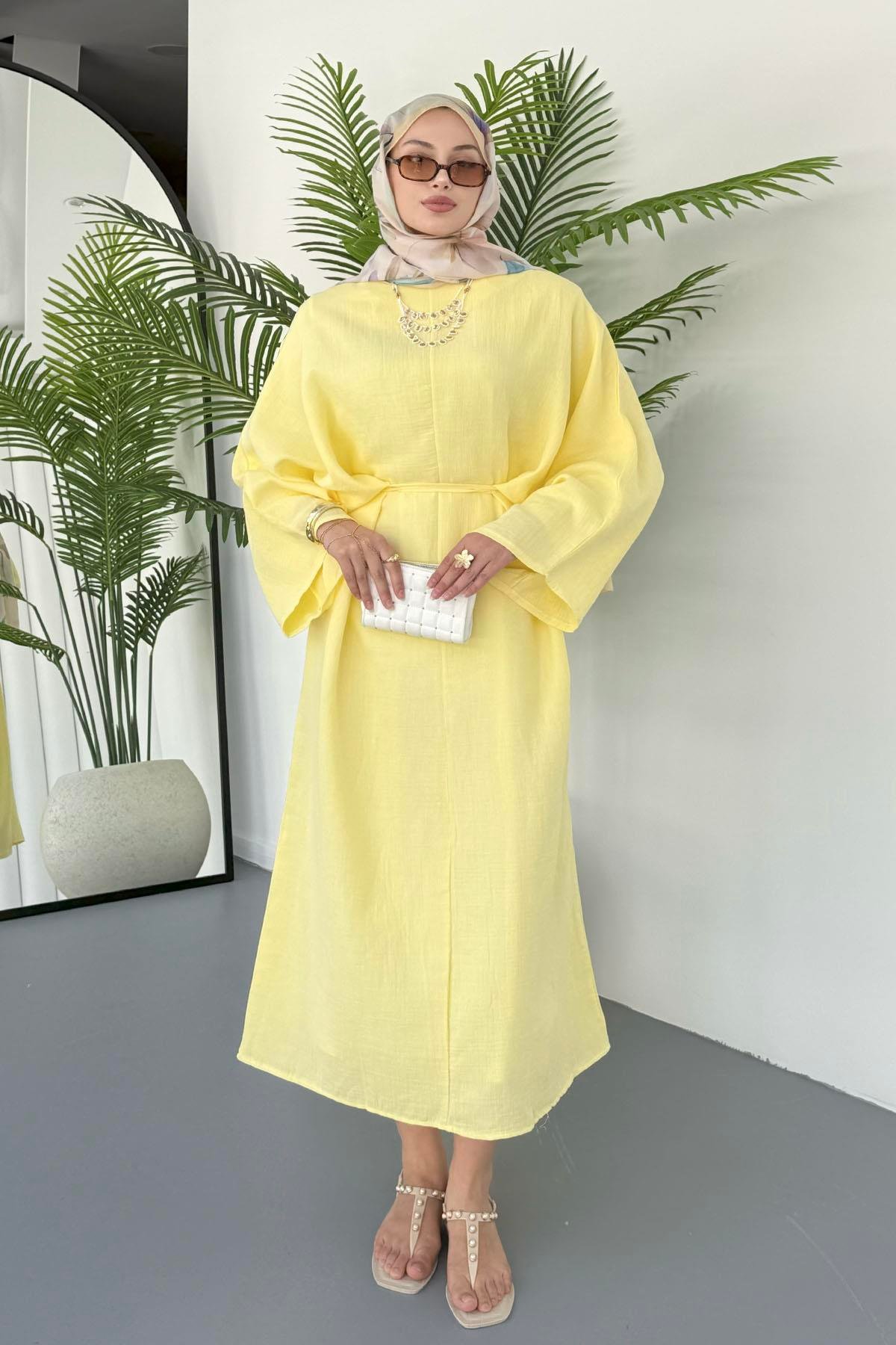 Bağçık Detaylı Oversize Tesettür Elbise-SARI